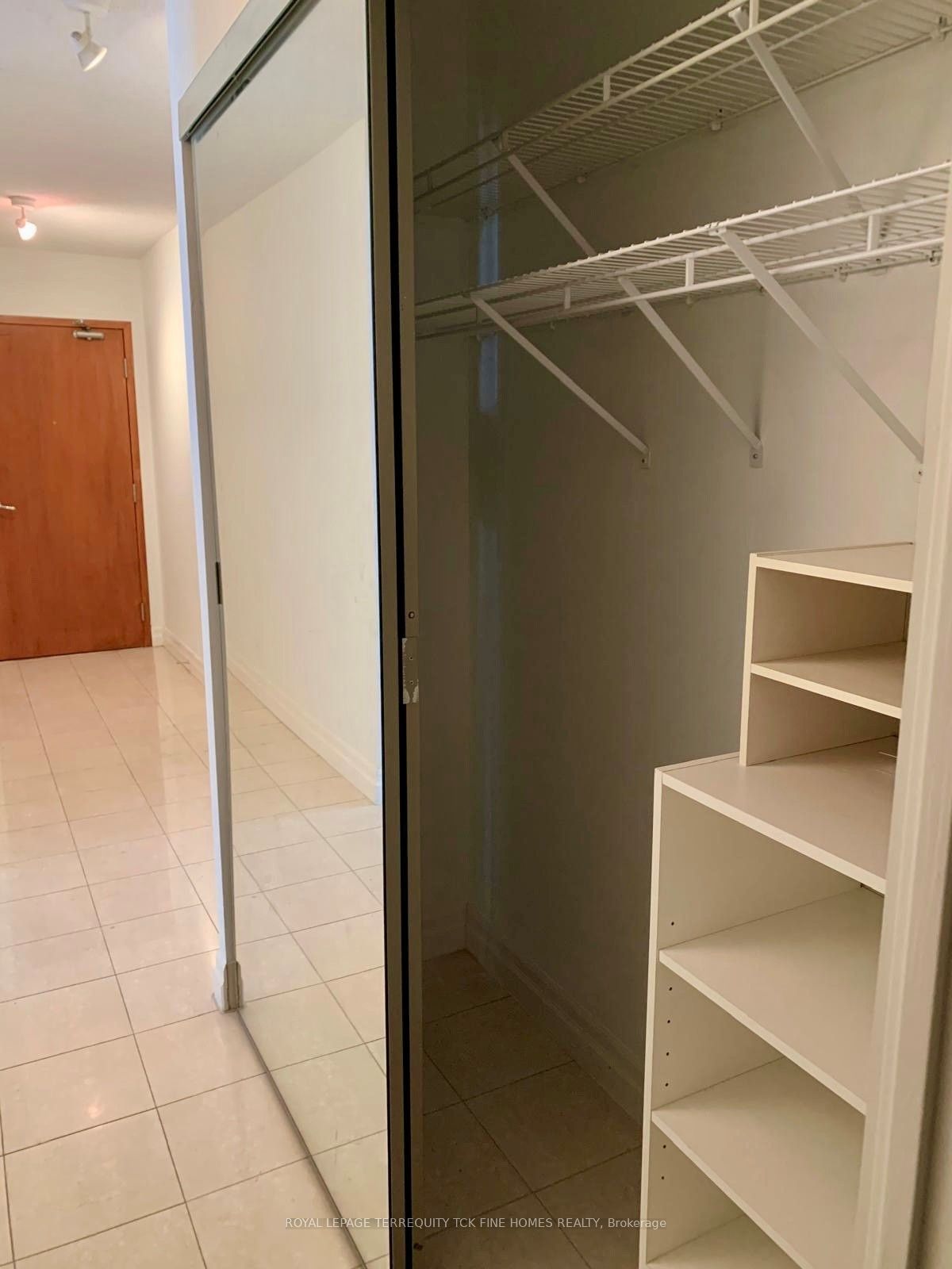 Unit 1016E - 500 Queens Quay W, Toronto 3