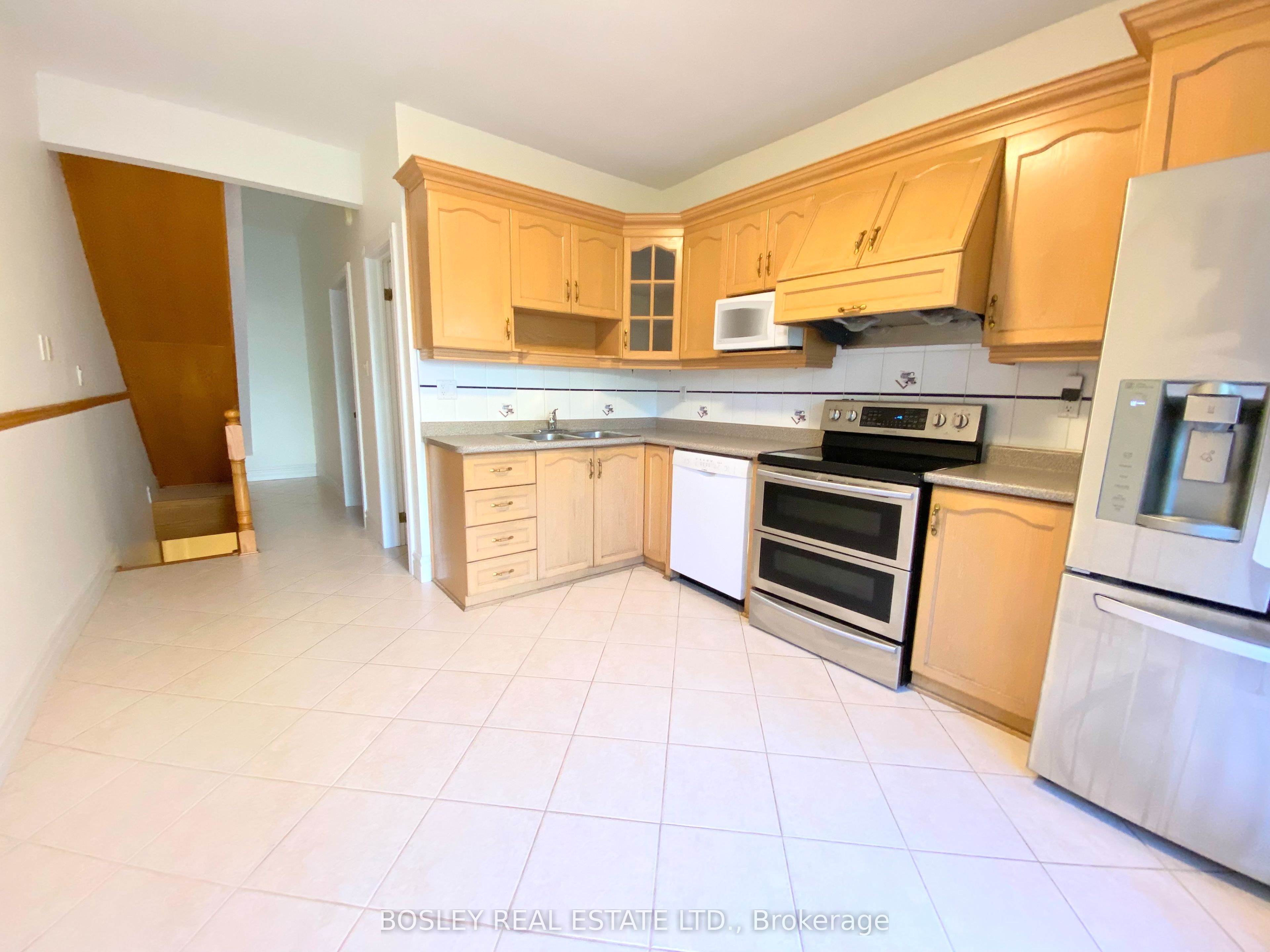 Unit Main & Lower - 260 Ossington Avenue, Toronto 3