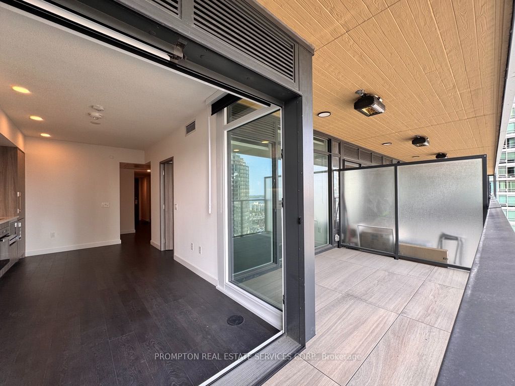 Unit 1709 - 1 Concord Cityplace Way, Toronto 5