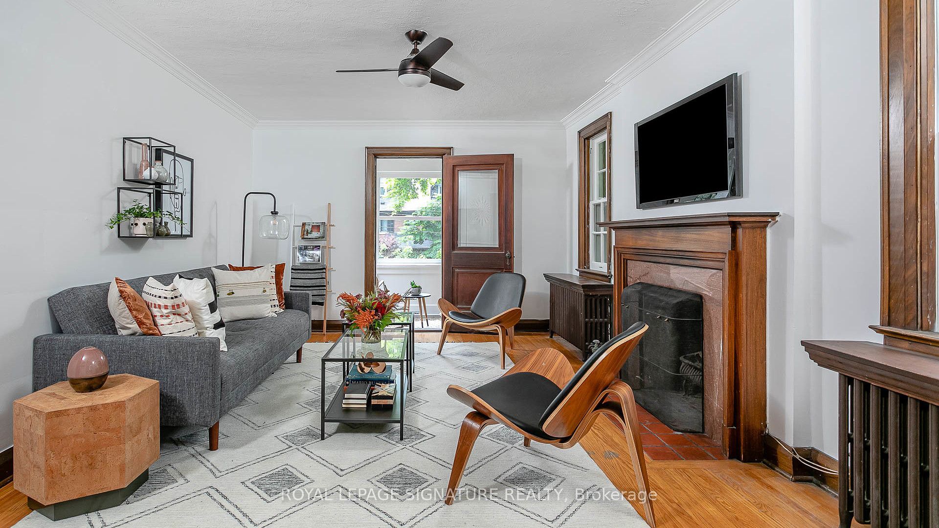 Unit Main - 63 Braemore Gardens, Toronto 3