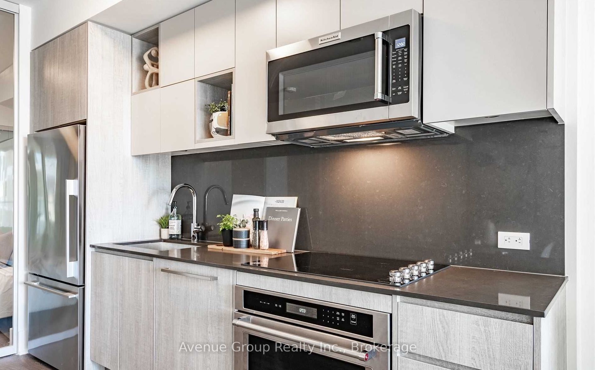 Unit 618 - 118 Merchants Wharf Way, Toronto 5