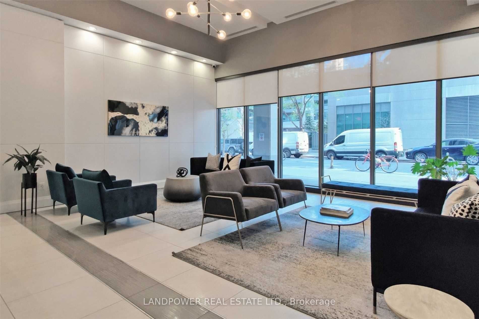 Unit 3315 - 19 Grand Trunk Crescent, Toronto 4
