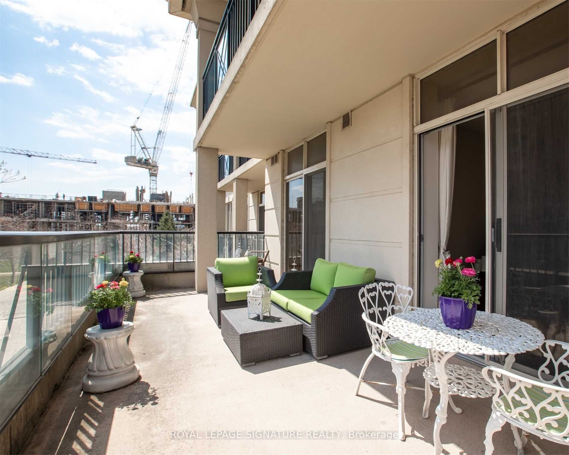 Unit 212 - 1105 Leslie Street, North York 5