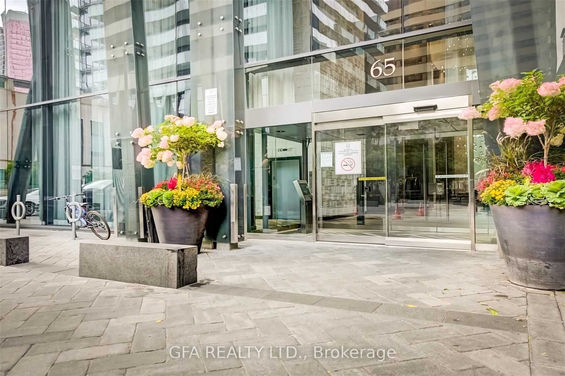 Unit 3701 - 65 St. Mary Street, Toronto 2