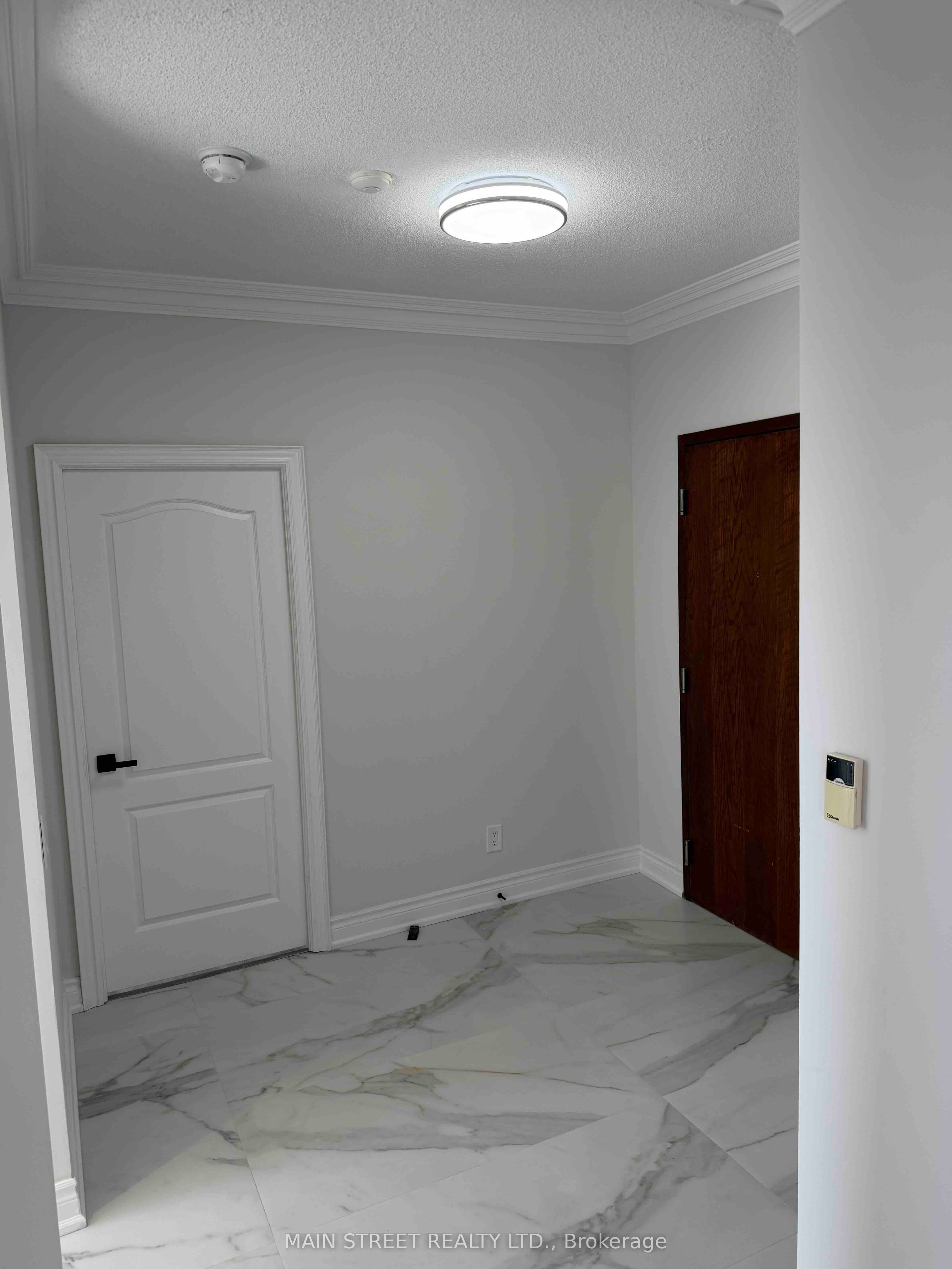 Unit RG3 - 2 Clairtrell Road, North York 5