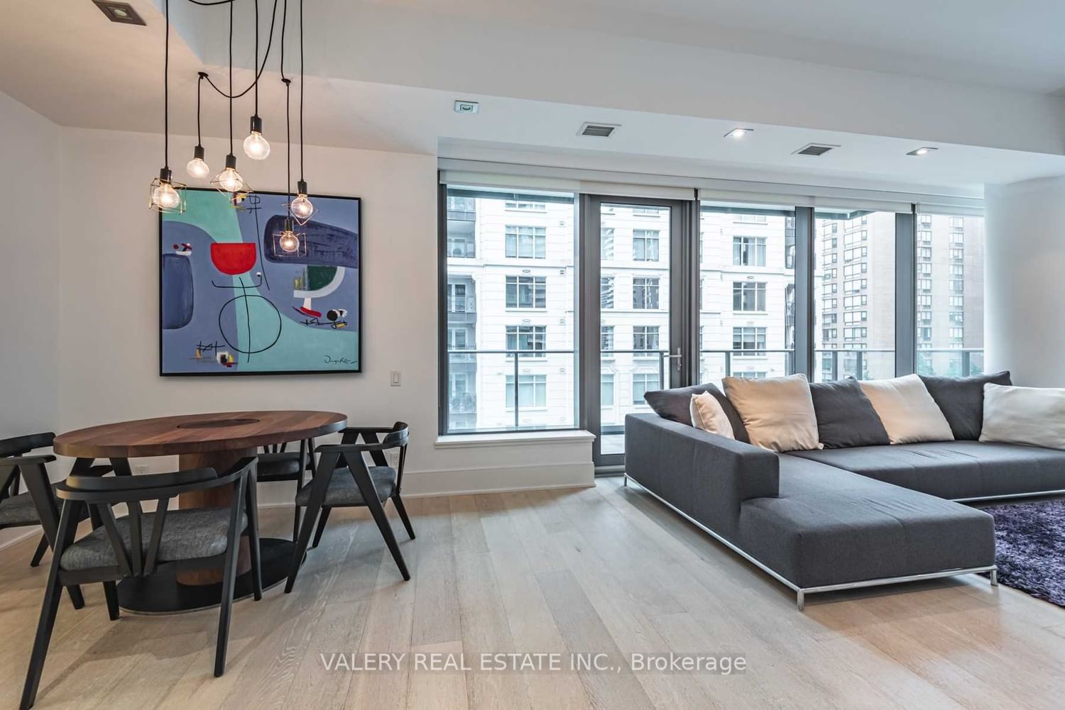 Unit 602 - 77 Charles Street W, Toronto 2