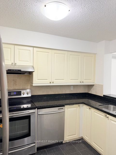 Unit 710 - 100 Upper Madison Avenue, North York 5