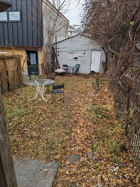 Unit 2 nd Floor - 574 Palmerston Avenue, Toronto 2