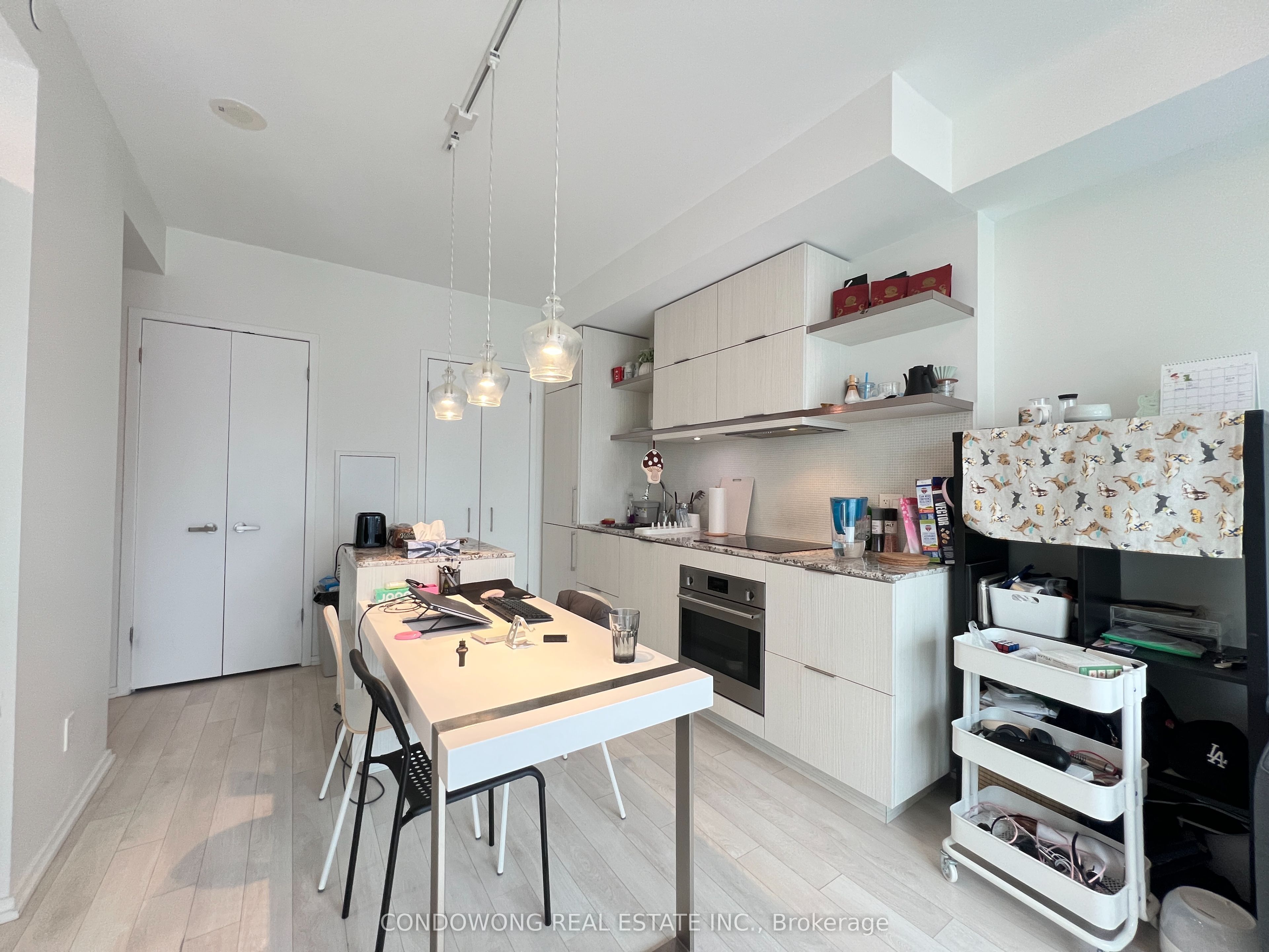 Unit 2501 - 197 Yonge Street, Toronto 5