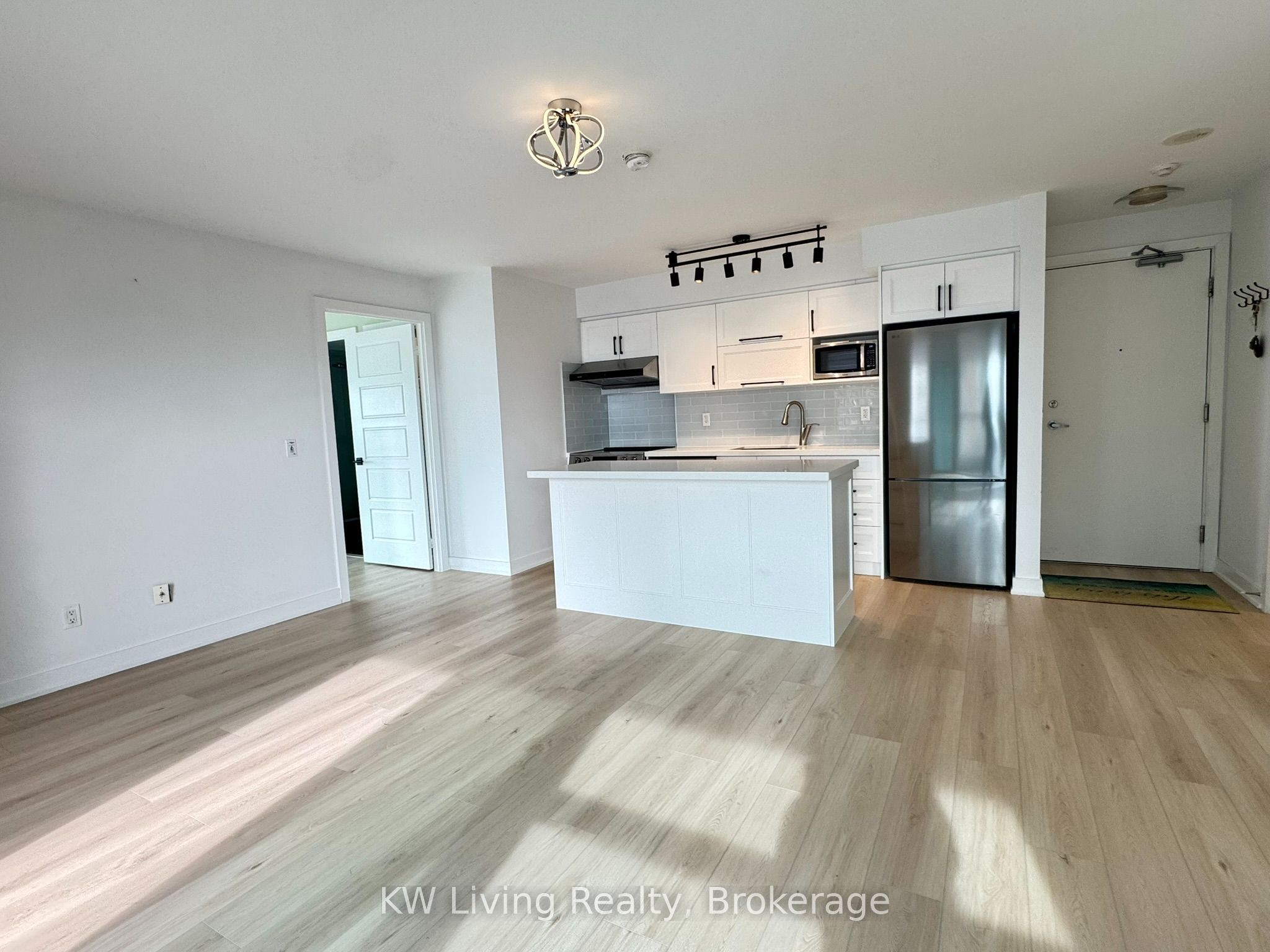 Unit 2307 - 100 Western Battery Road, Toronto 4
