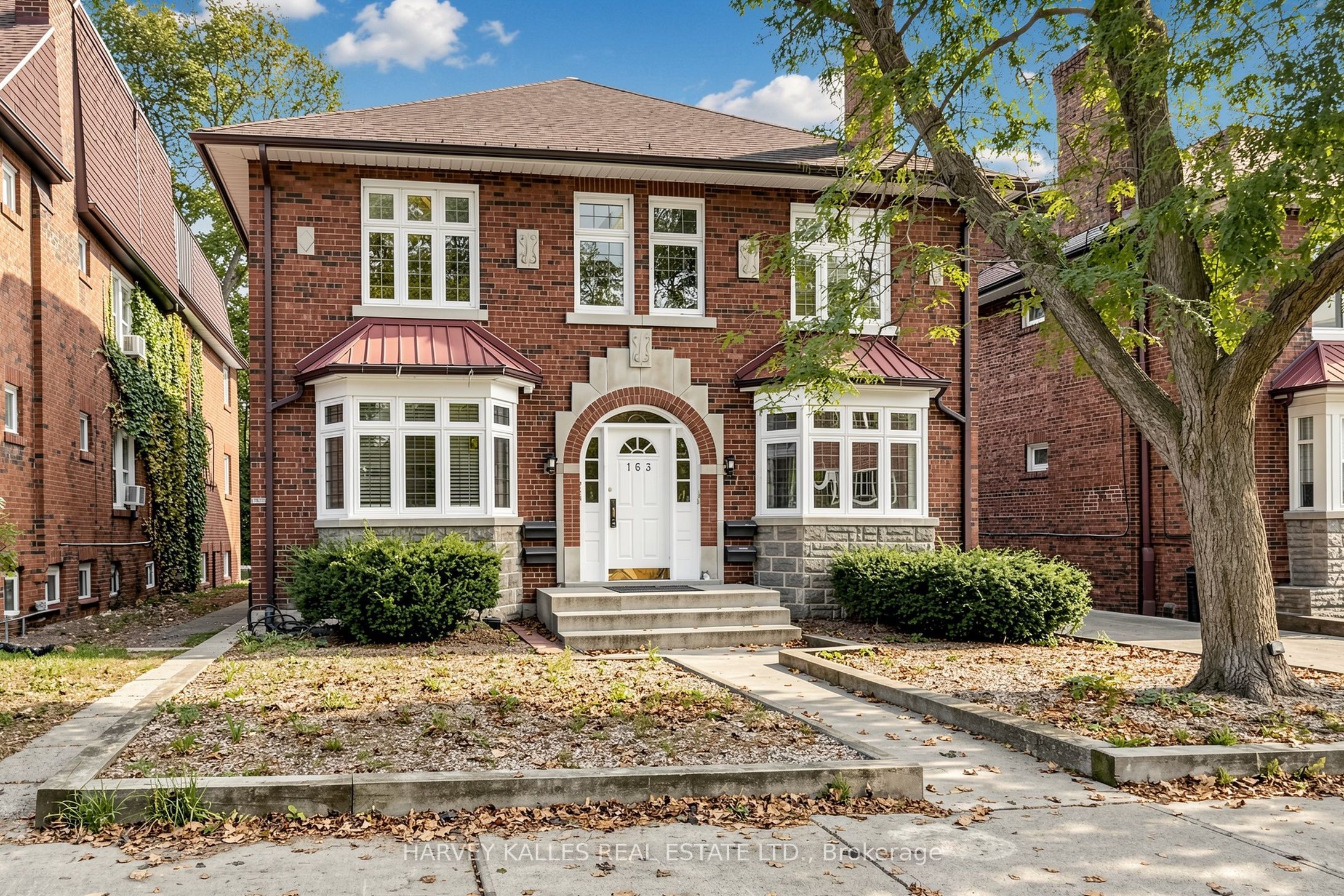 Unit North 2nd - 163 Highbourne Road, Toronto 3