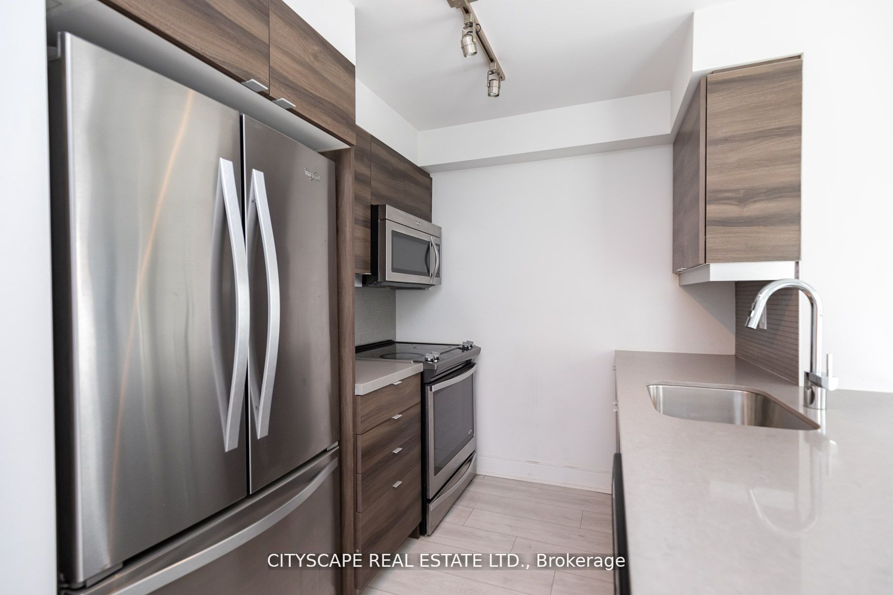 Unit 315 - 525 Adelaide Street W, Toronto 5