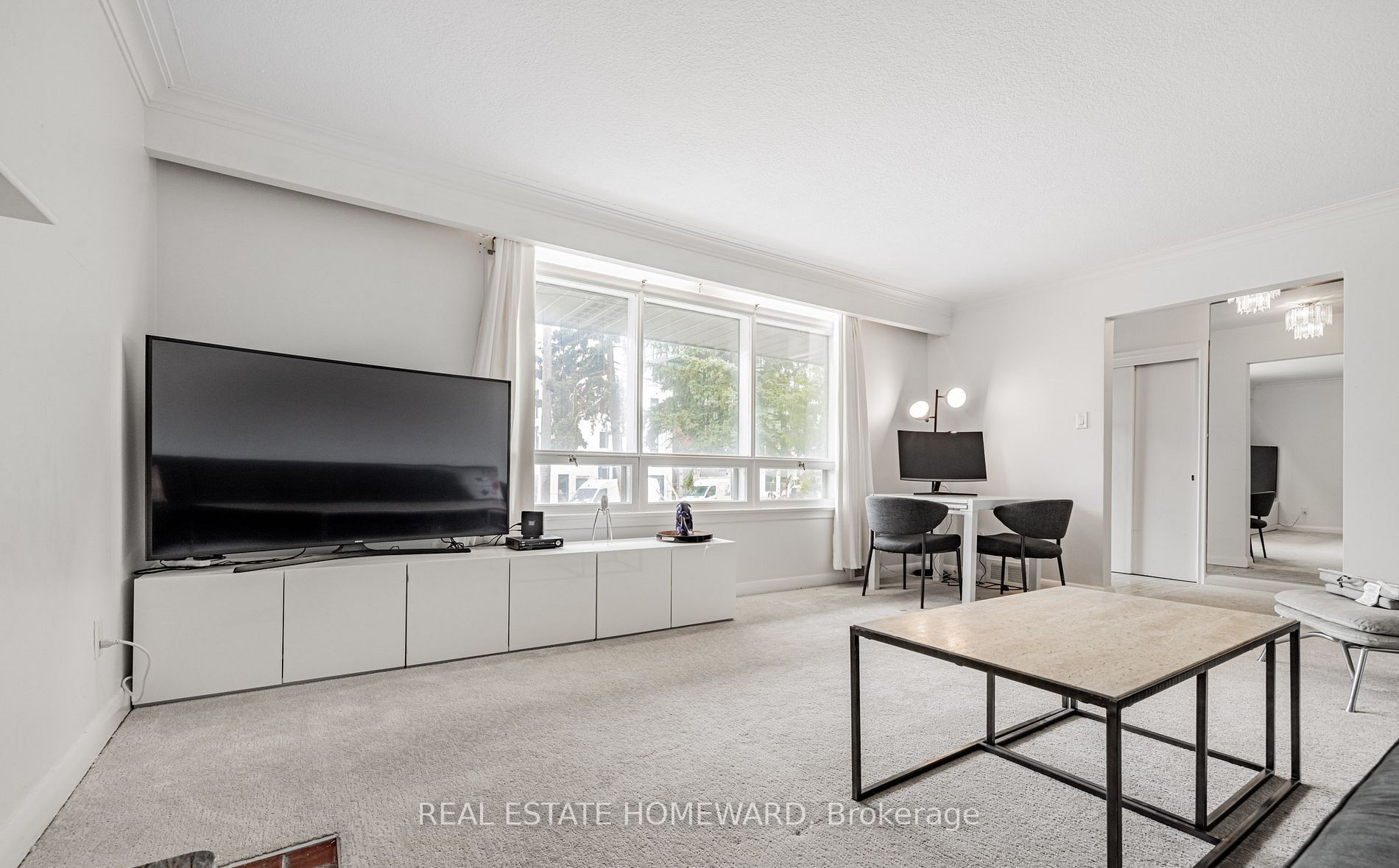 Unit MAIN - 11 Greenbriar Road, North York 3