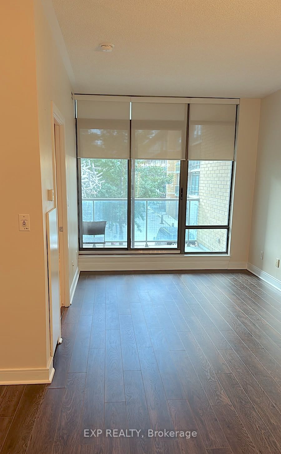 Unit 209 - 18 Yorkville Avenue, Toronto 2