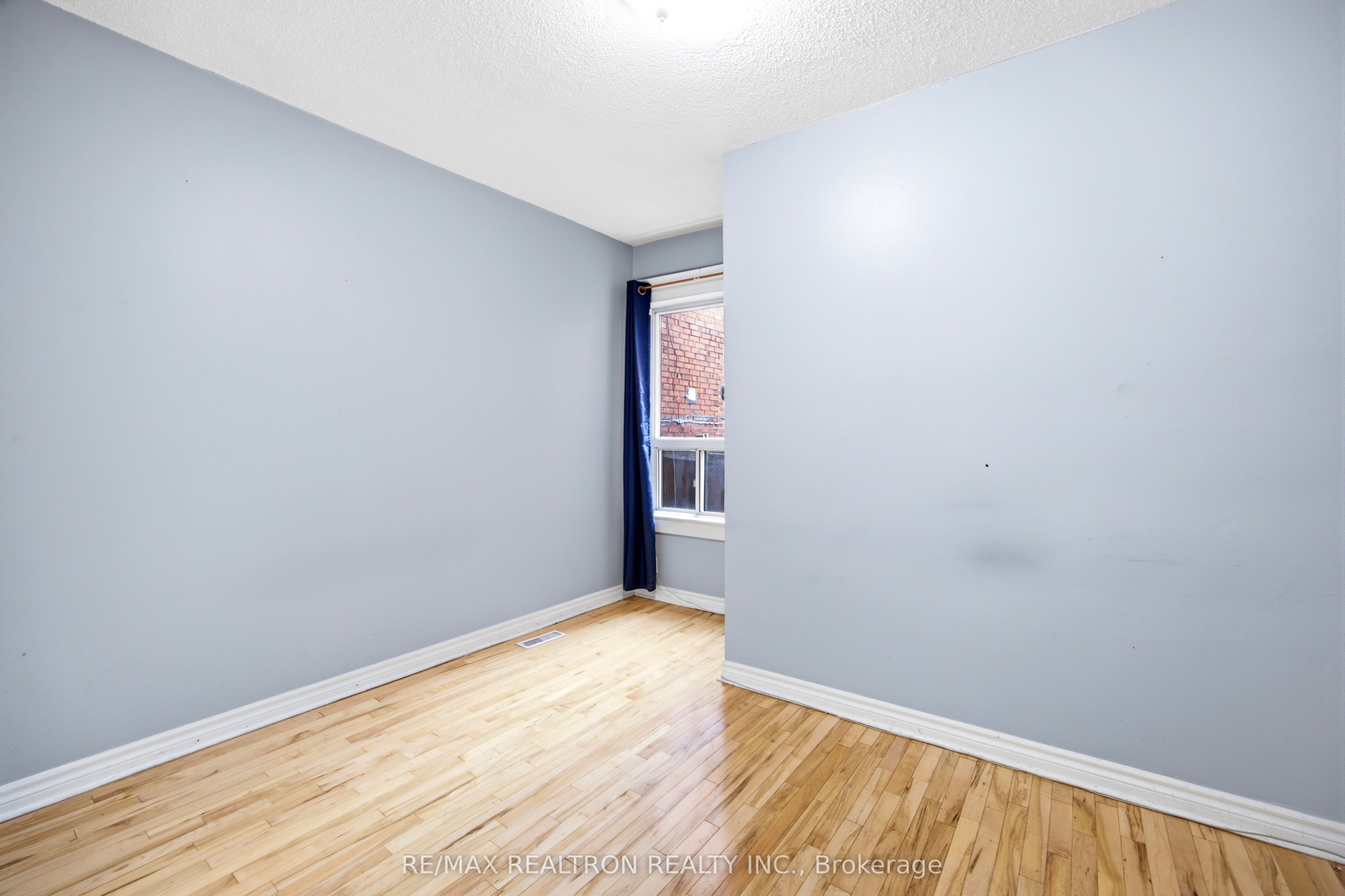 Unit 2 - 285 Oakwood Avenue, Toronto 5