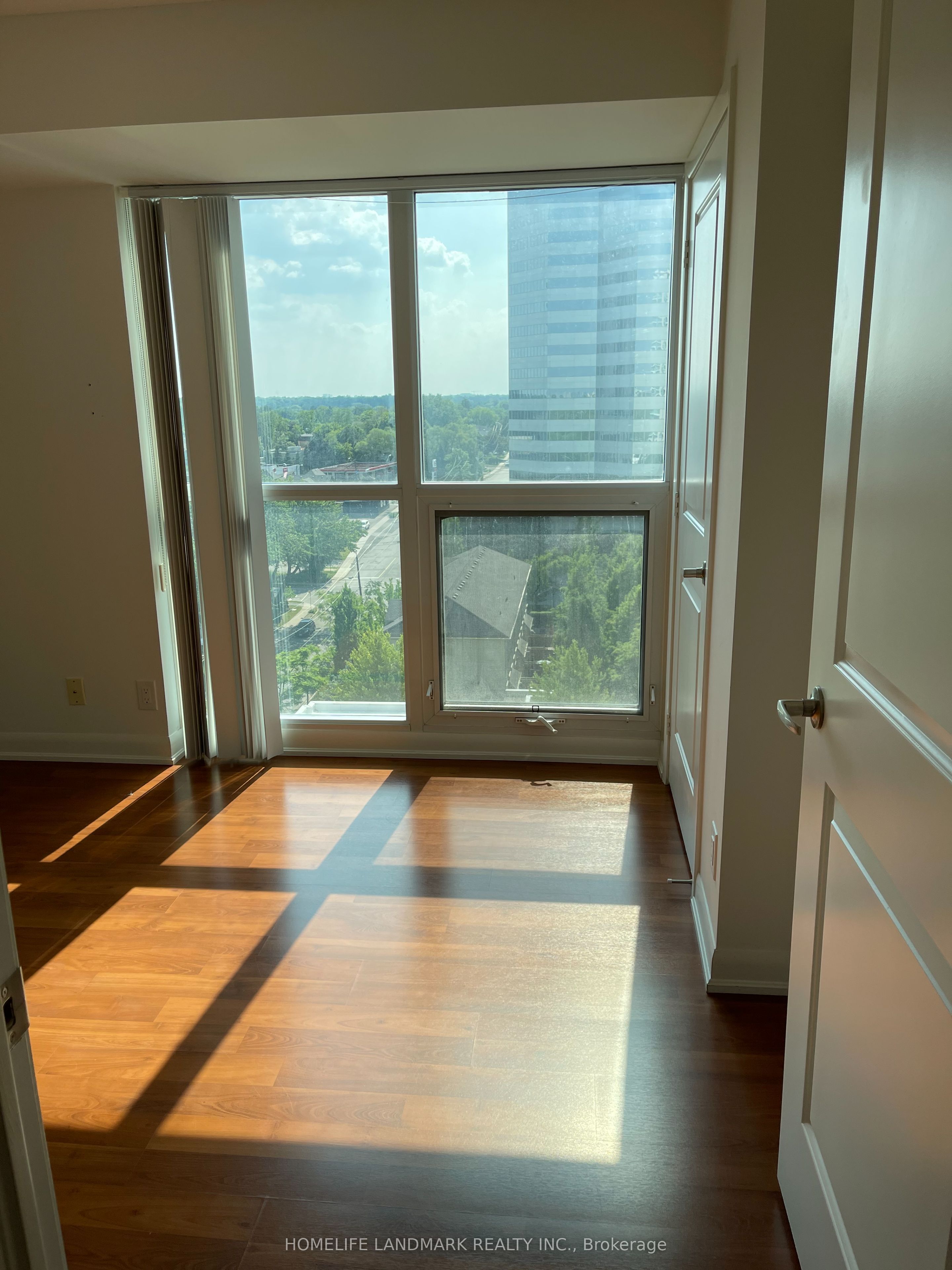 Unit 1117 - 17 Anndale Drive, North York 4