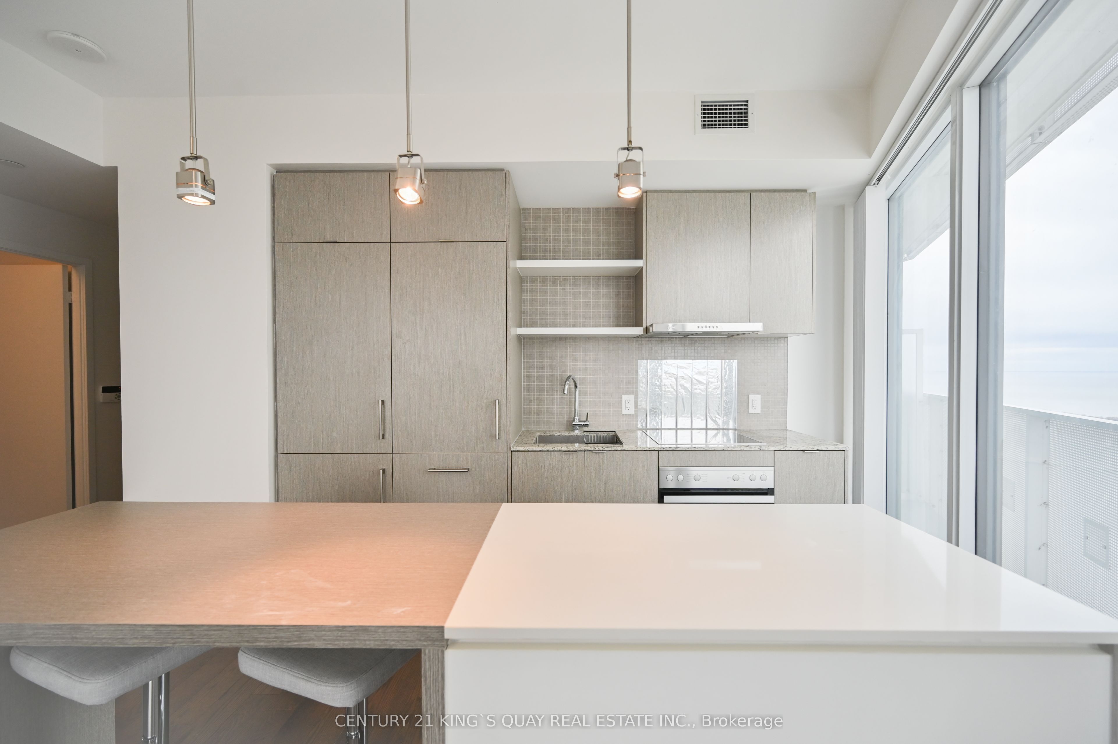 Unit 6802 - 88 Harbour Street, Toronto 5
