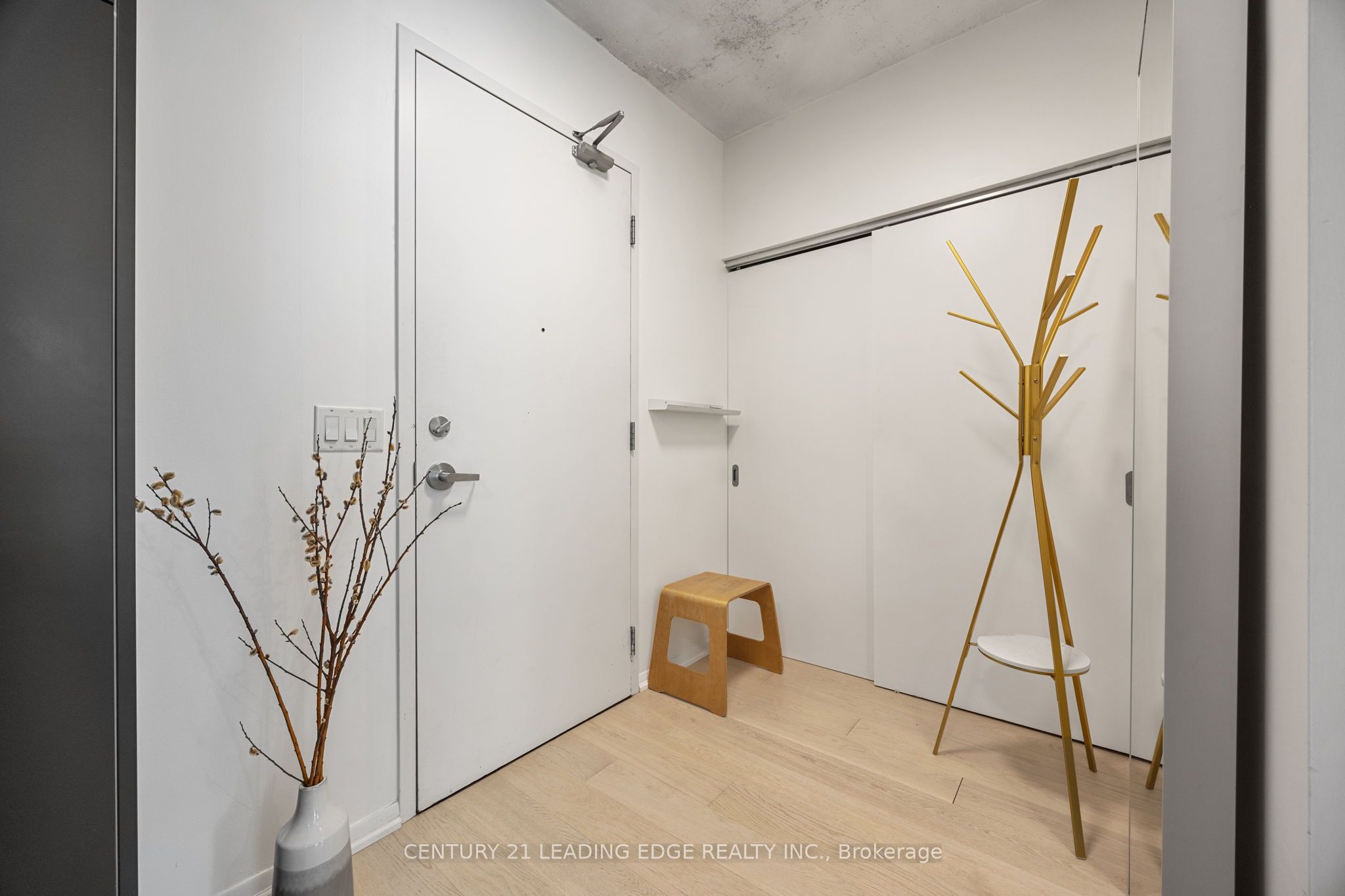 Unit 903 - 333 Adelaide Street E, Toronto 2