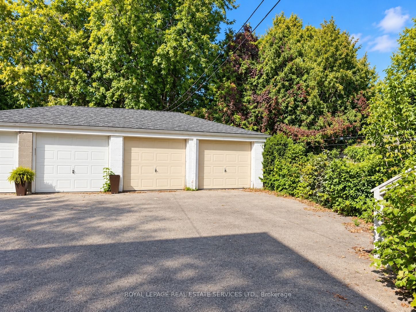284 Glenforest Road, Toronto 5