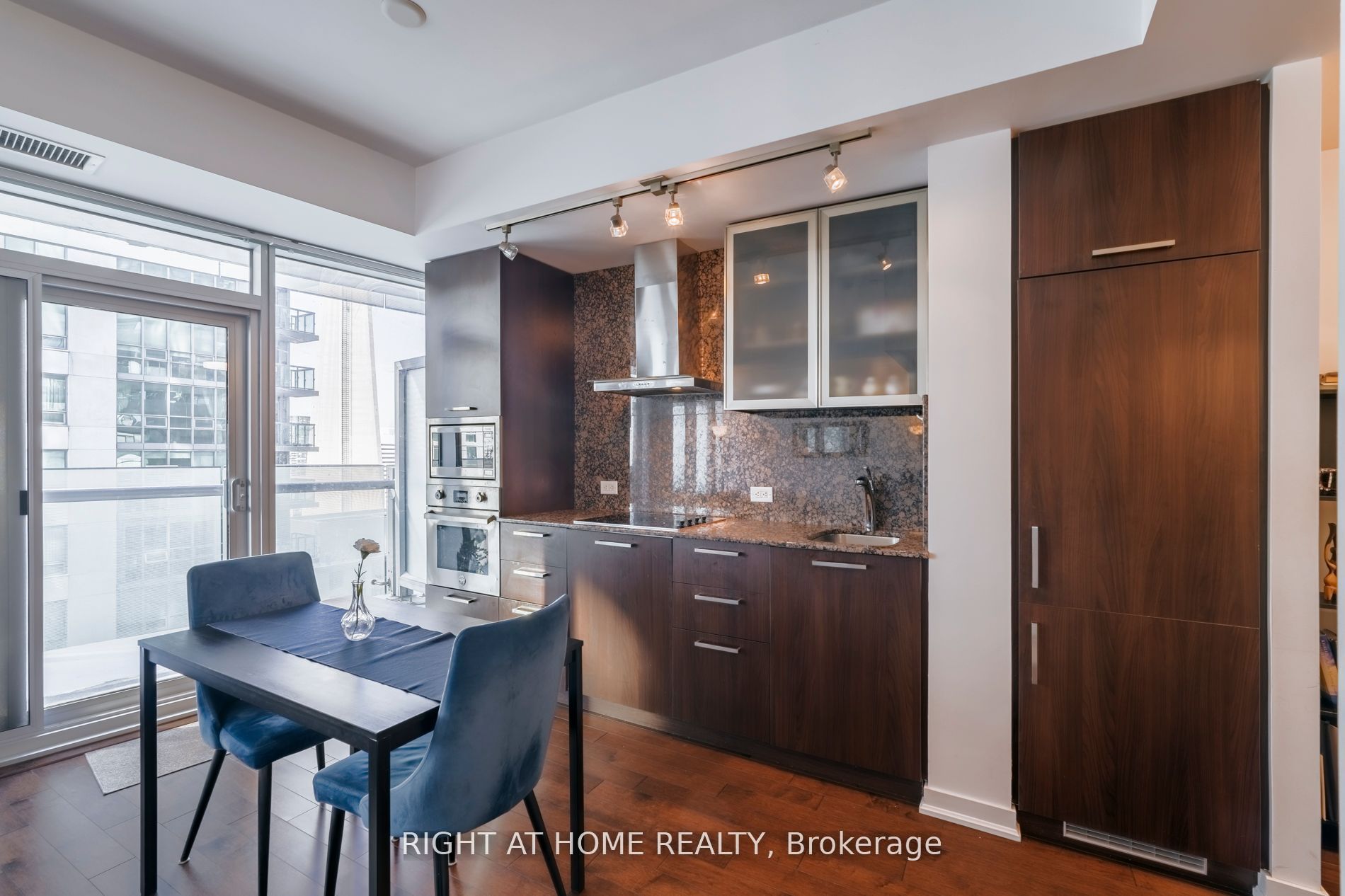 Unit 1906 - 12 York Street, Toronto 4