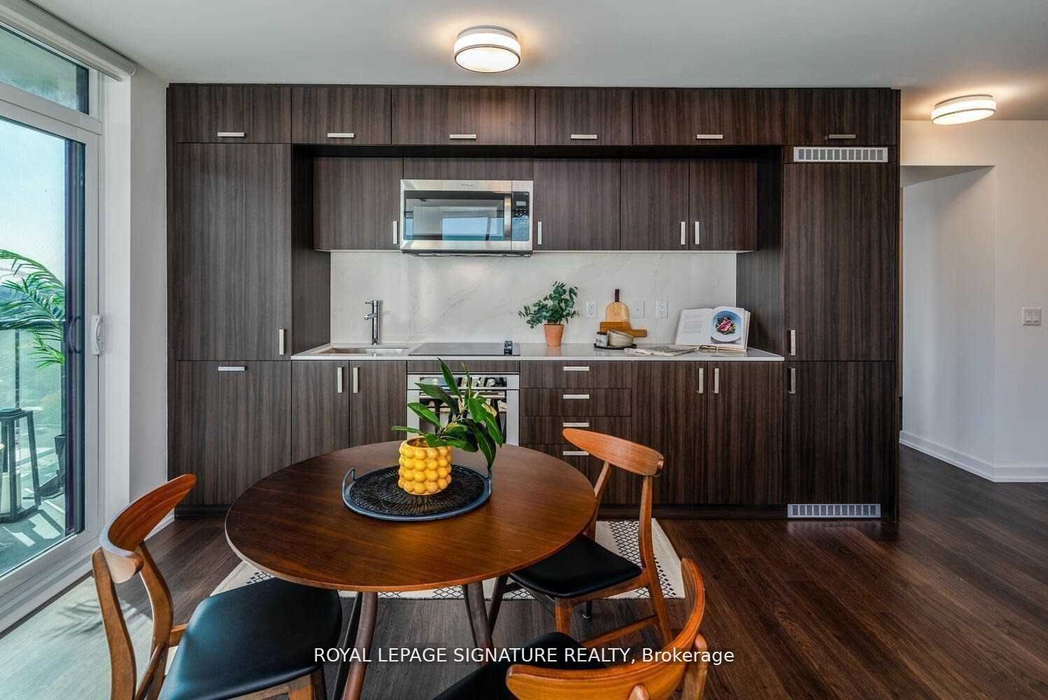 Unit 1108 - 18 Erskine Avenue, Toronto 5