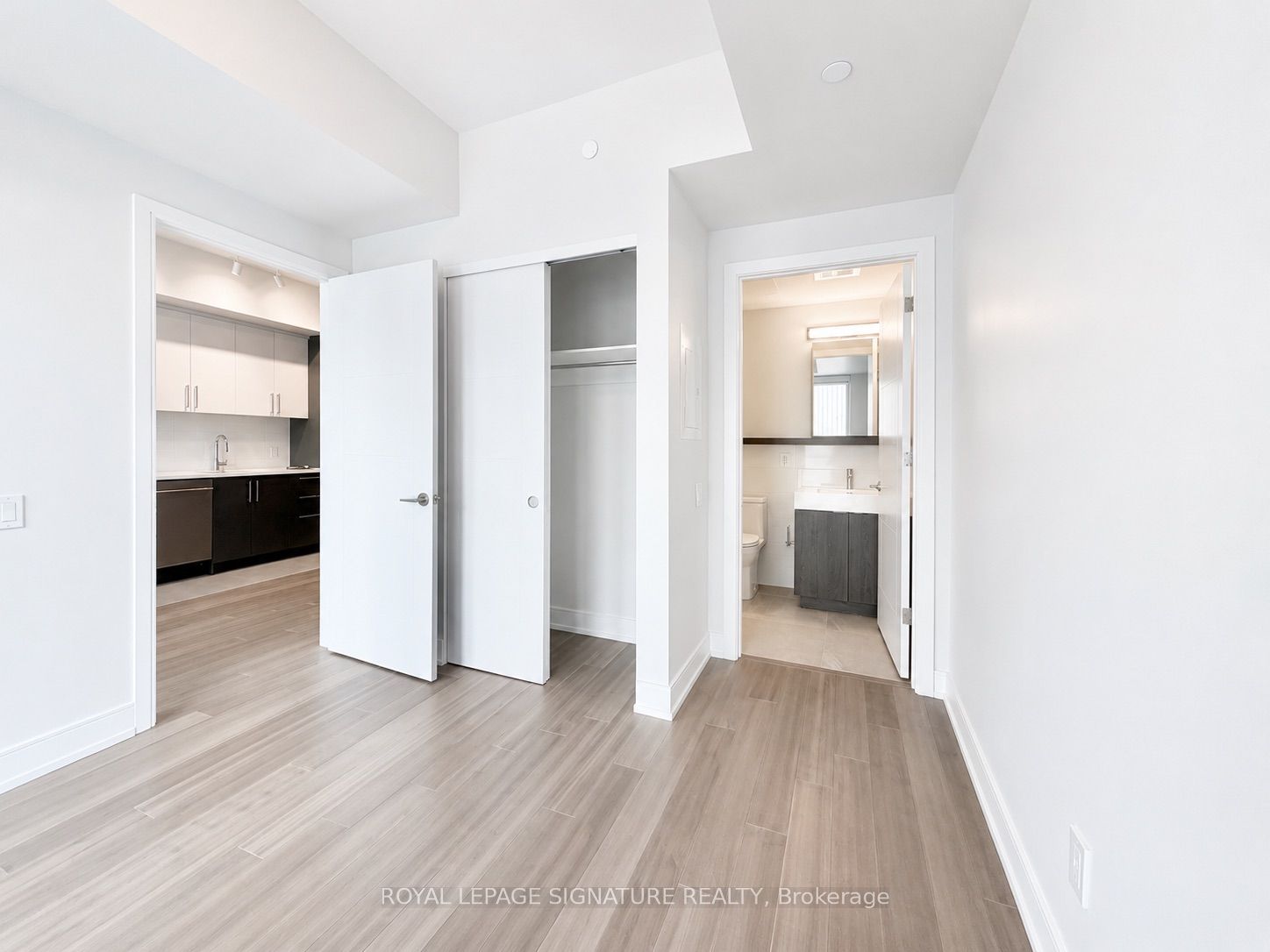 Unit 404 - 664 Spadina Avenue, Toronto 5