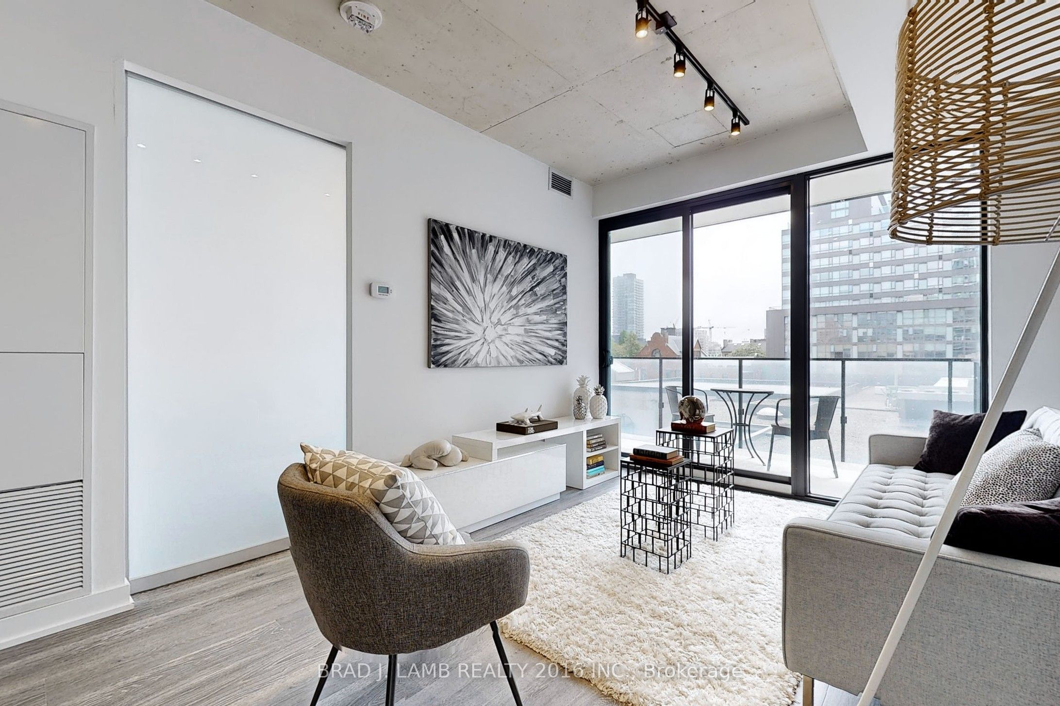 Unit 305 - 55 Ontario Street, Toronto 3