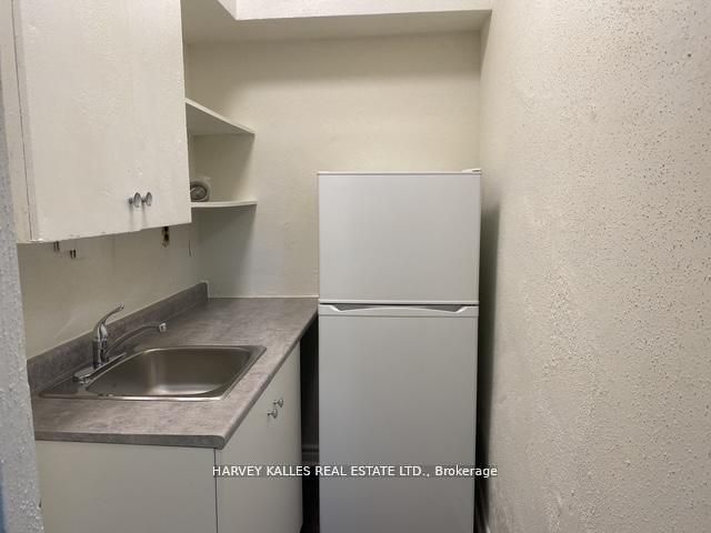 Unit B2 - 1582 Bathurst Street, Toronto 5
