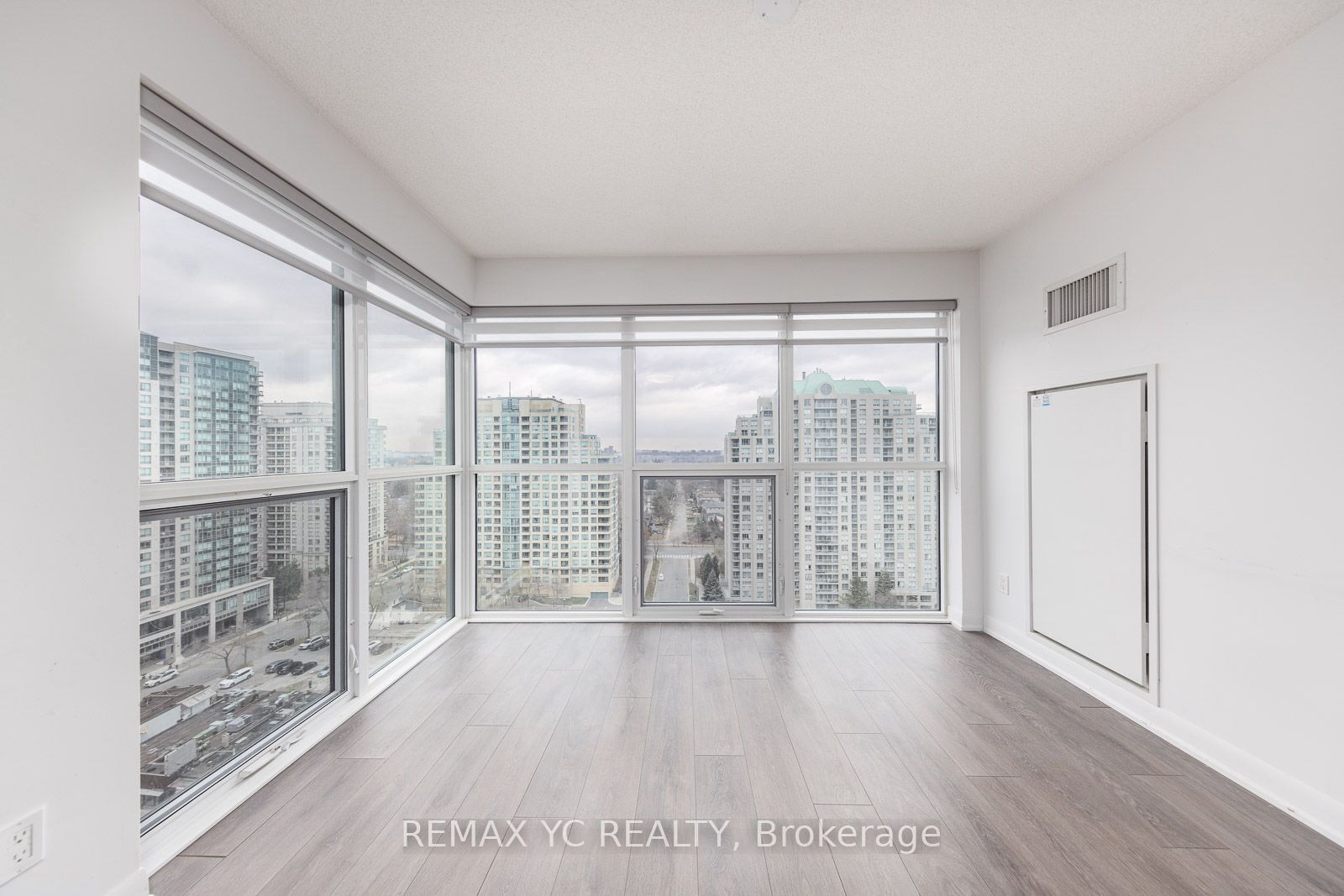 Unit 1609 - 5168 Yonge Street, North York 2