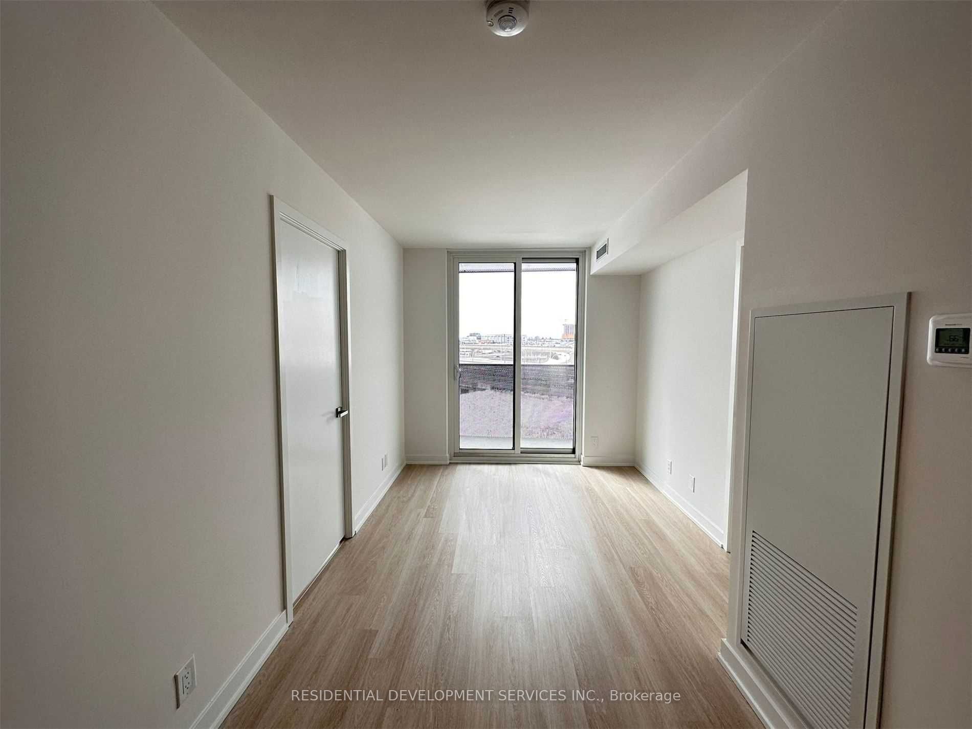 Unit 514 - 30 Tretti Way, North York 5
