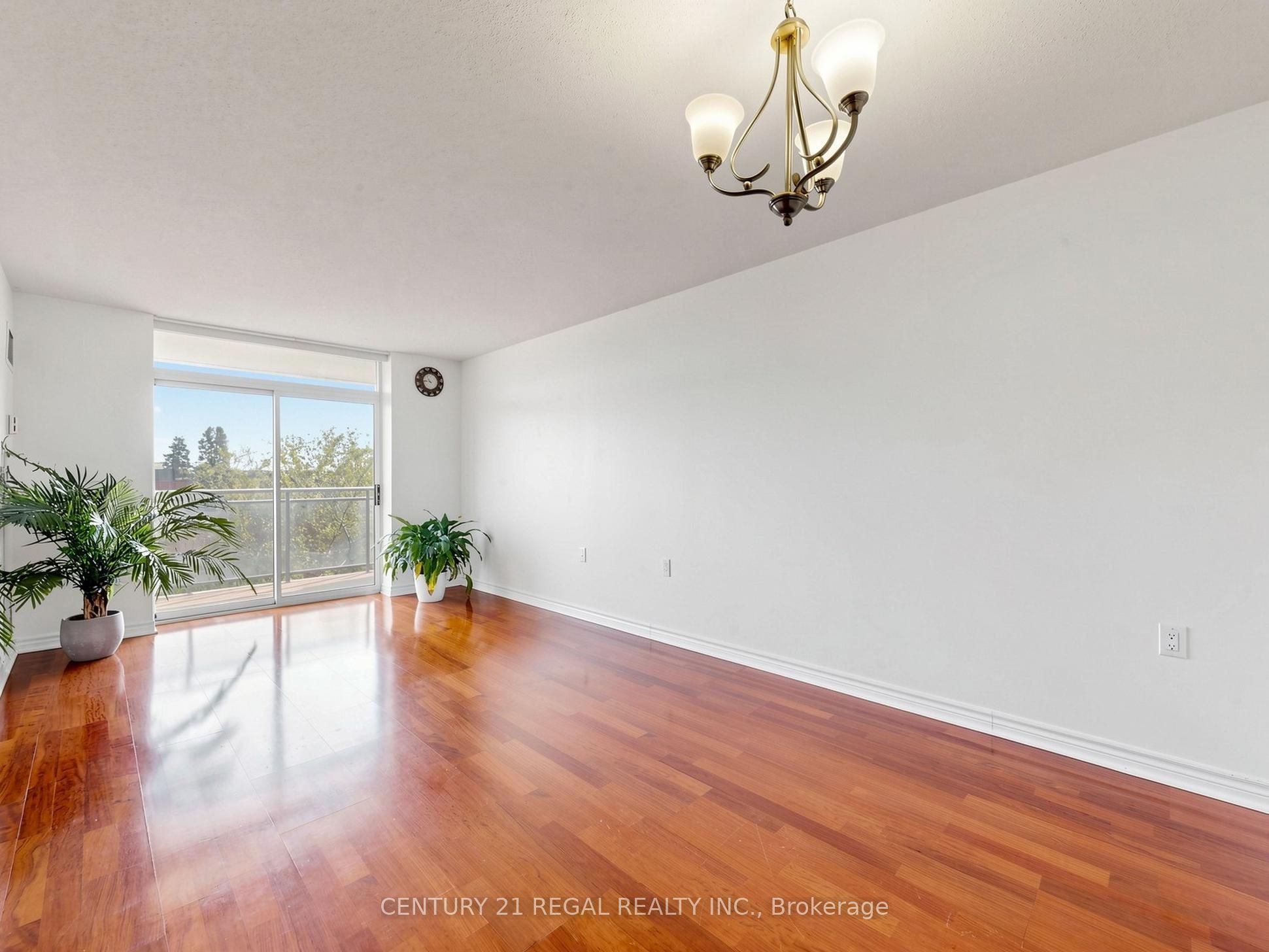 Unit 434 - 650 Lawrence Avenue W, North York 4