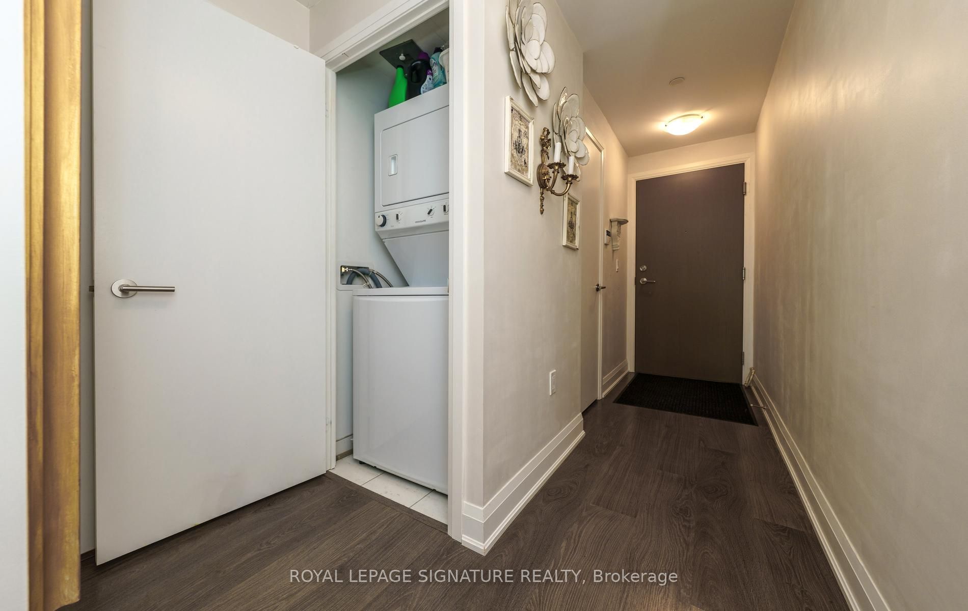 Unit 618 - 160 Vanderhoof Avenue, Toronto 2