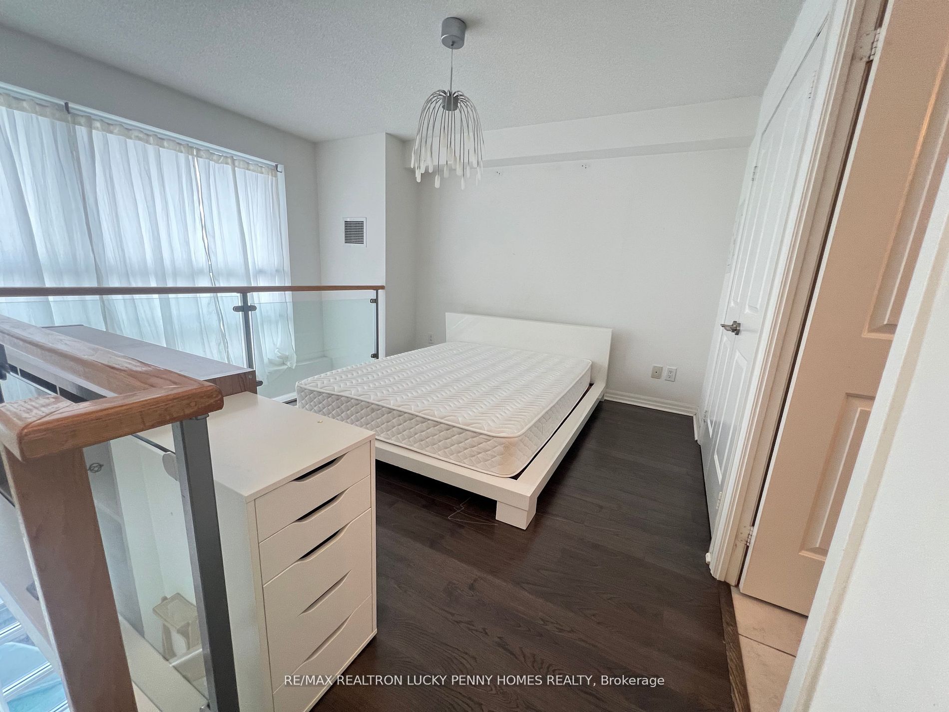 Unit 109 - 2035 Sheppard Avenue E, North York 4