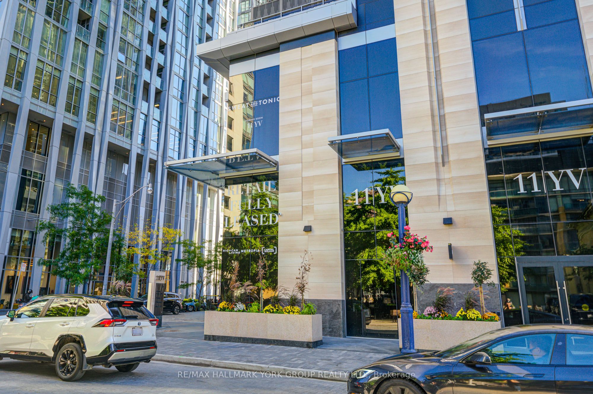 Unit 3609 - 11 Yorkville Avenue, Toronto 4