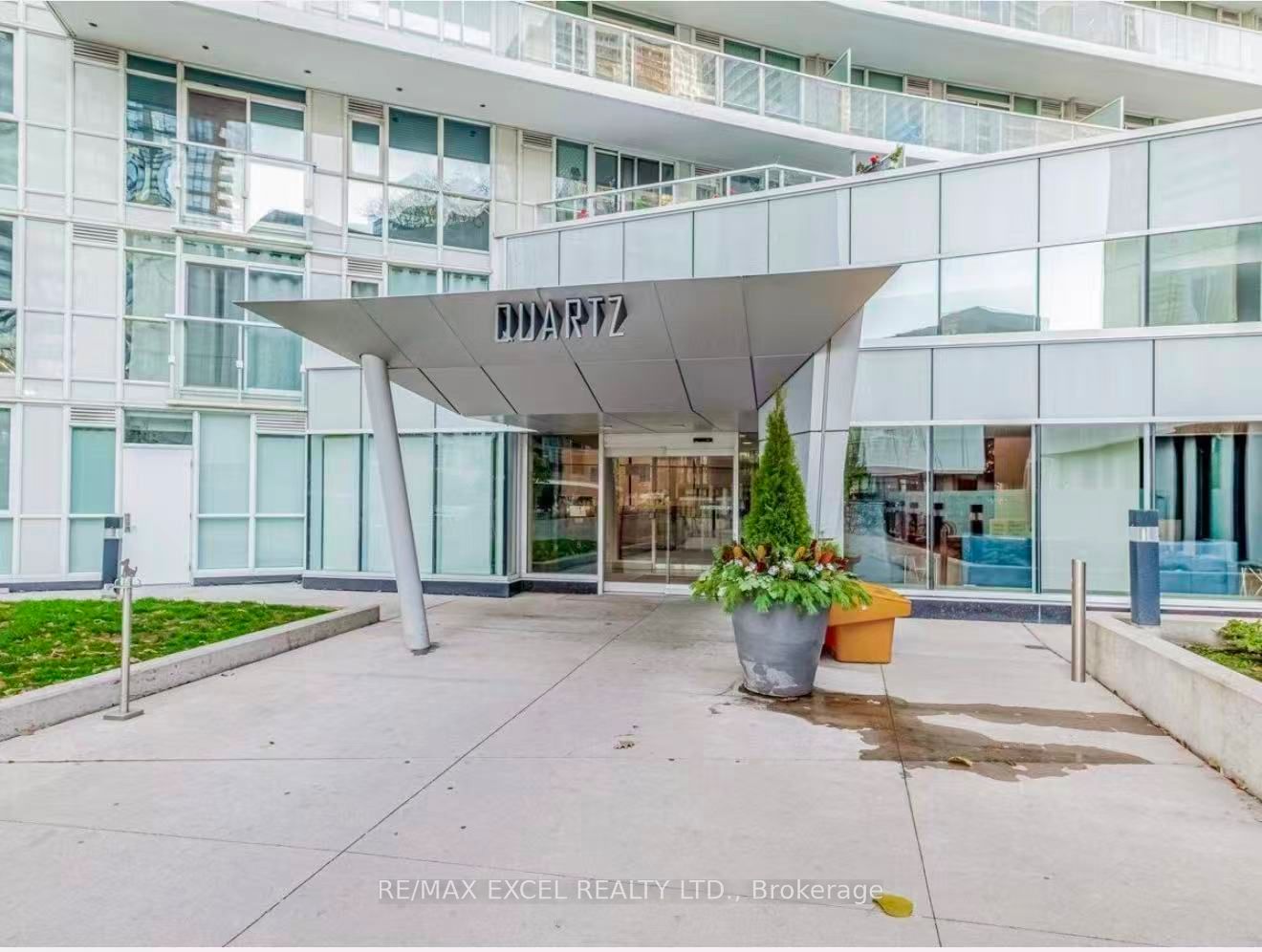Unit 1915 - 75 Queens Wharf Road, Toronto 4