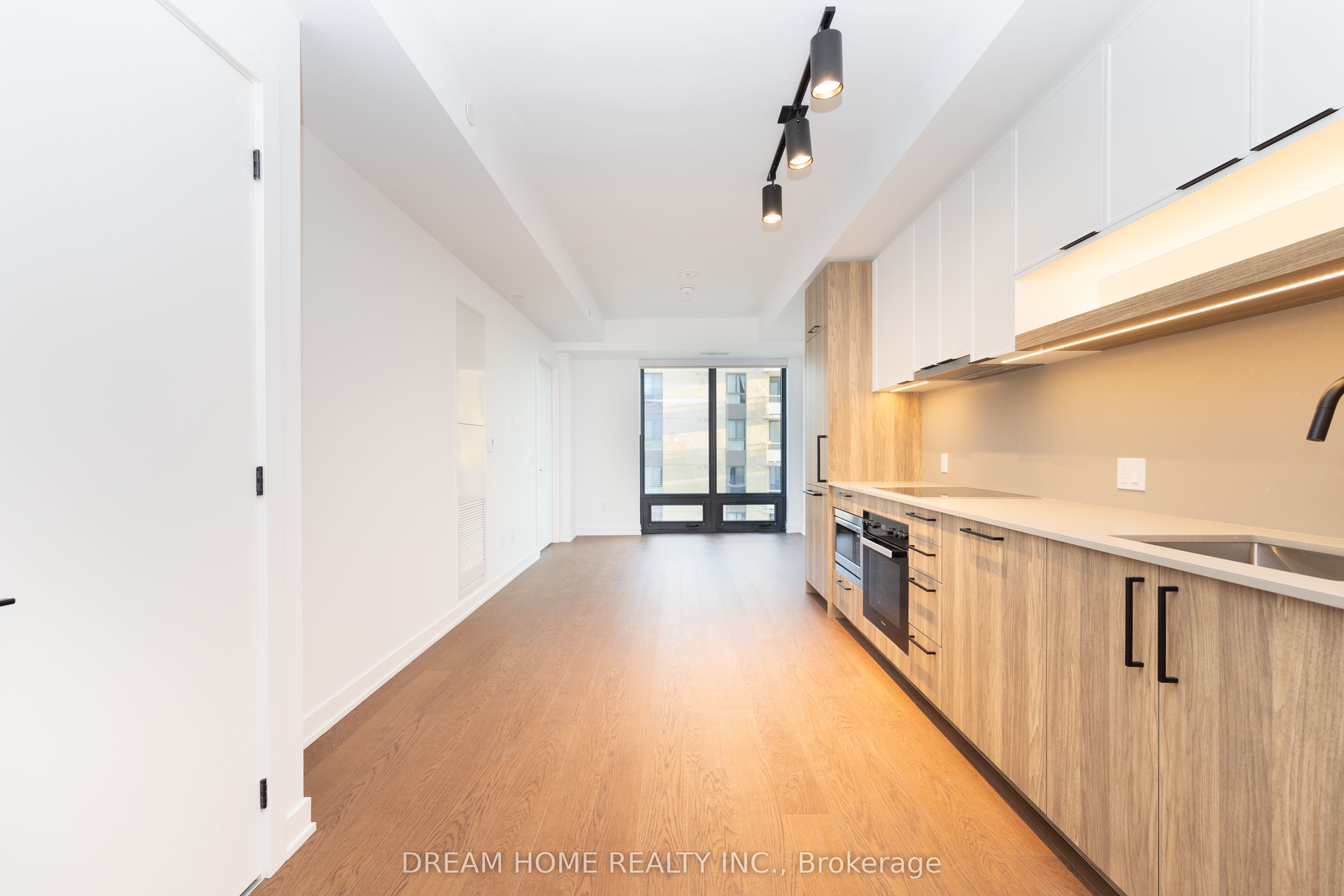 Unit 2002 - 91 Montclair Avenue, Toronto 4