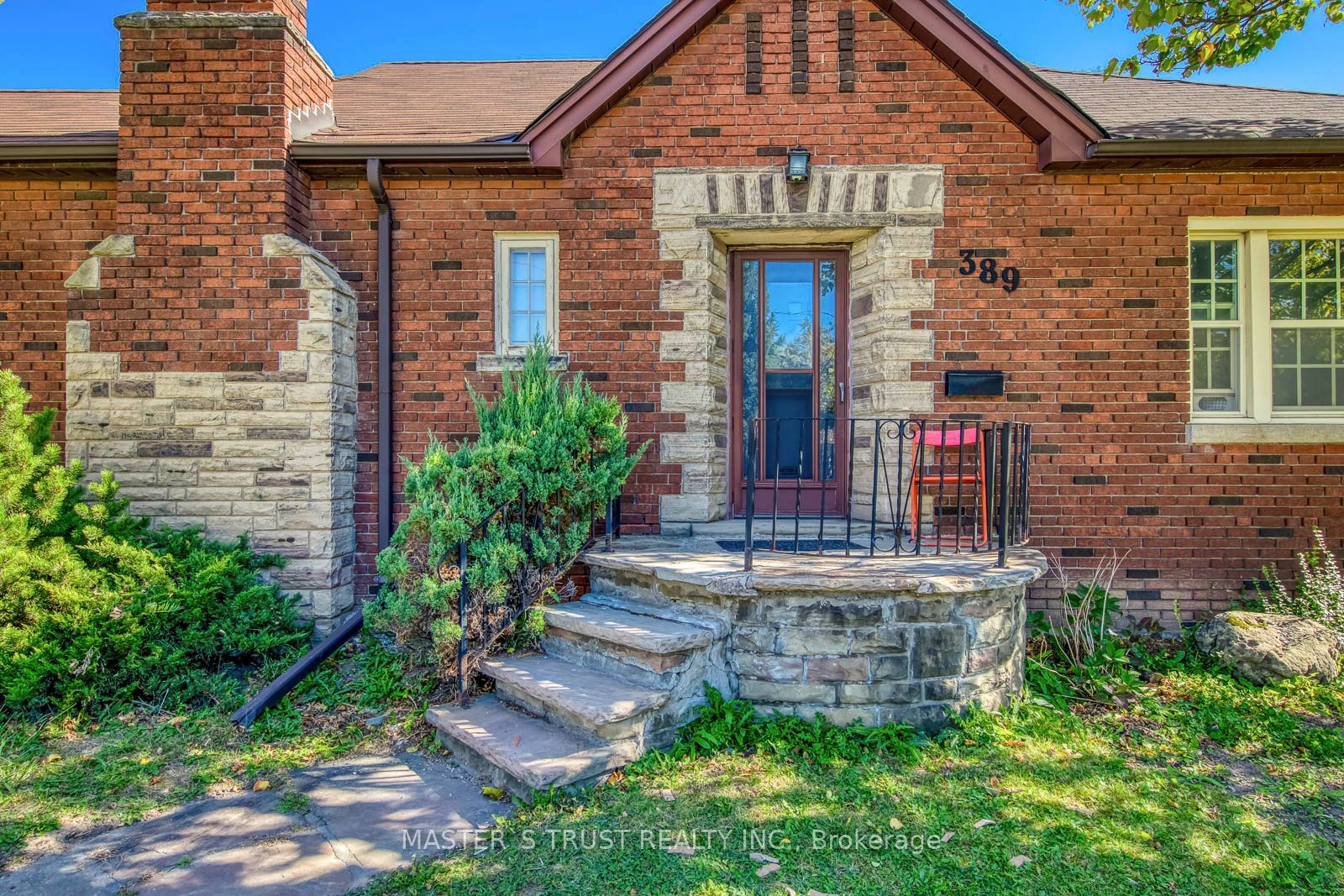389 Lawrence Avenue W, Toronto 2
