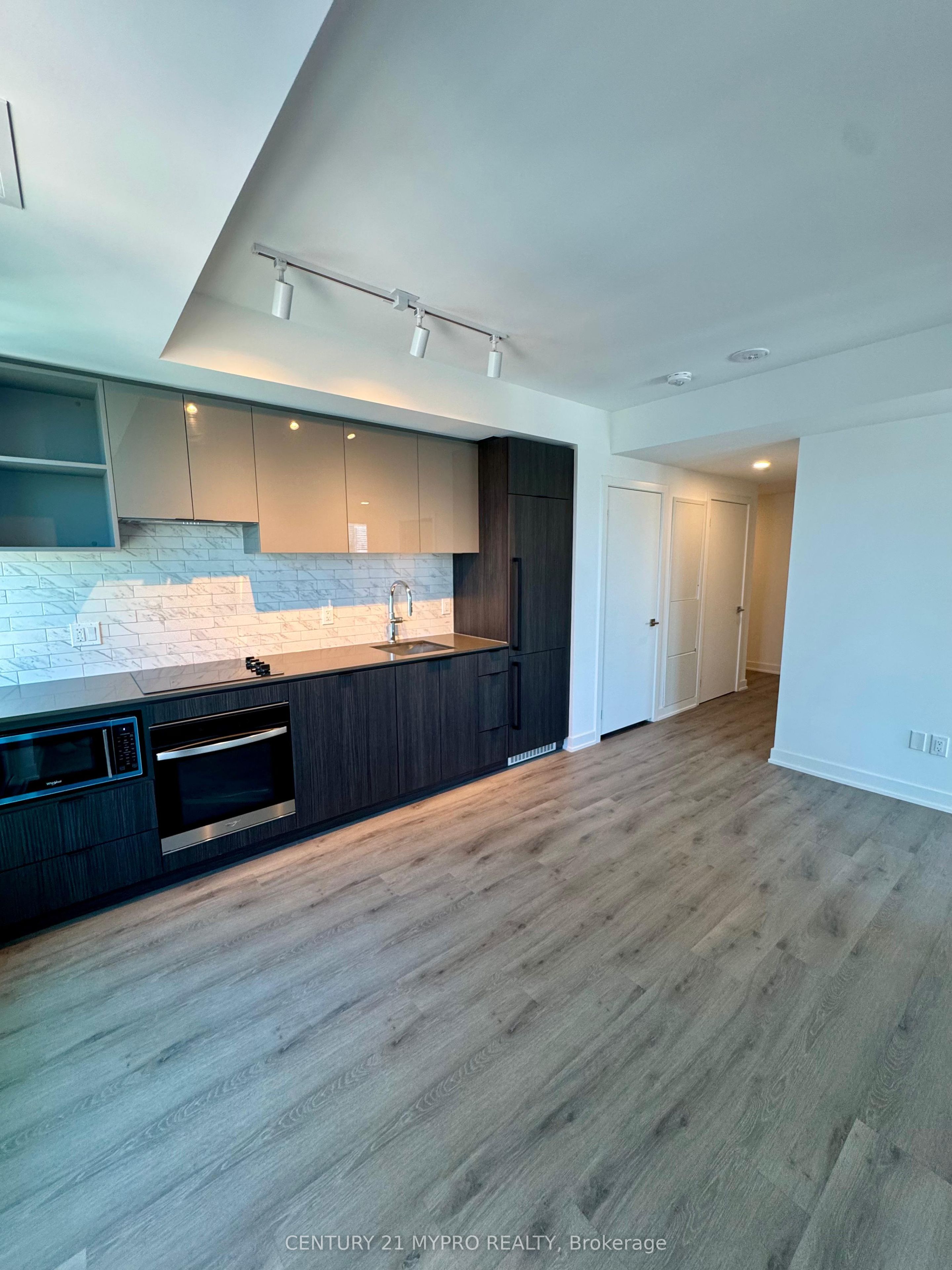 Unit 4506 - 252 Church Street, Toronto 3