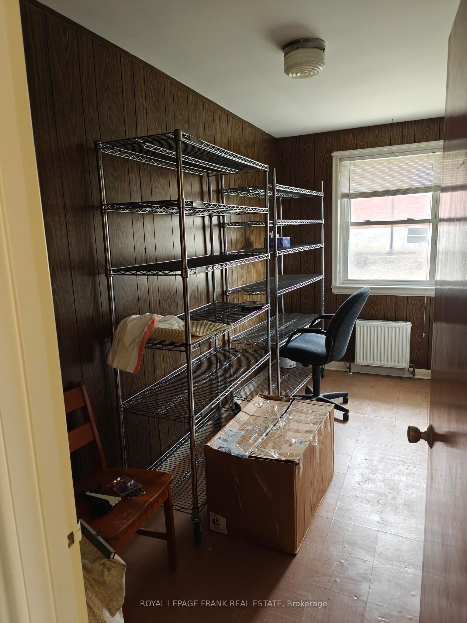Unit Room 10 - 374 Central Park Boulevard S, Oshawa 4
