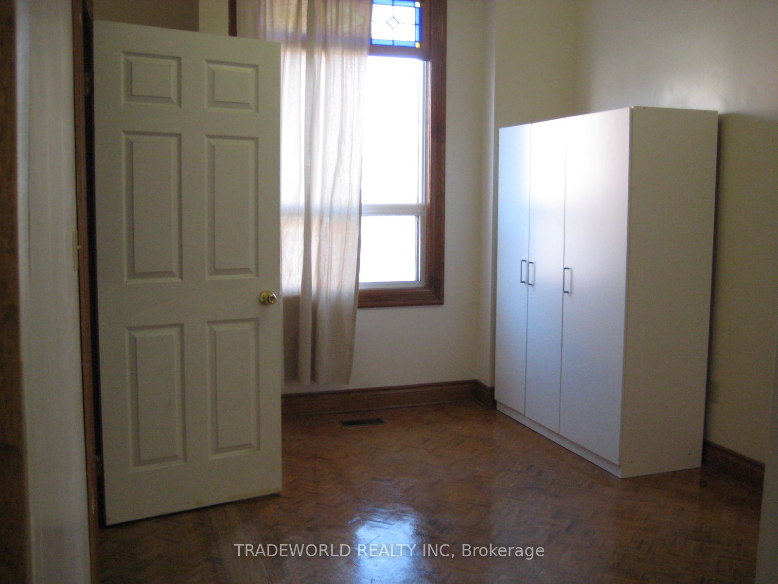 Unit Main Fl - 759 Gerrard Street E, Toronto 5