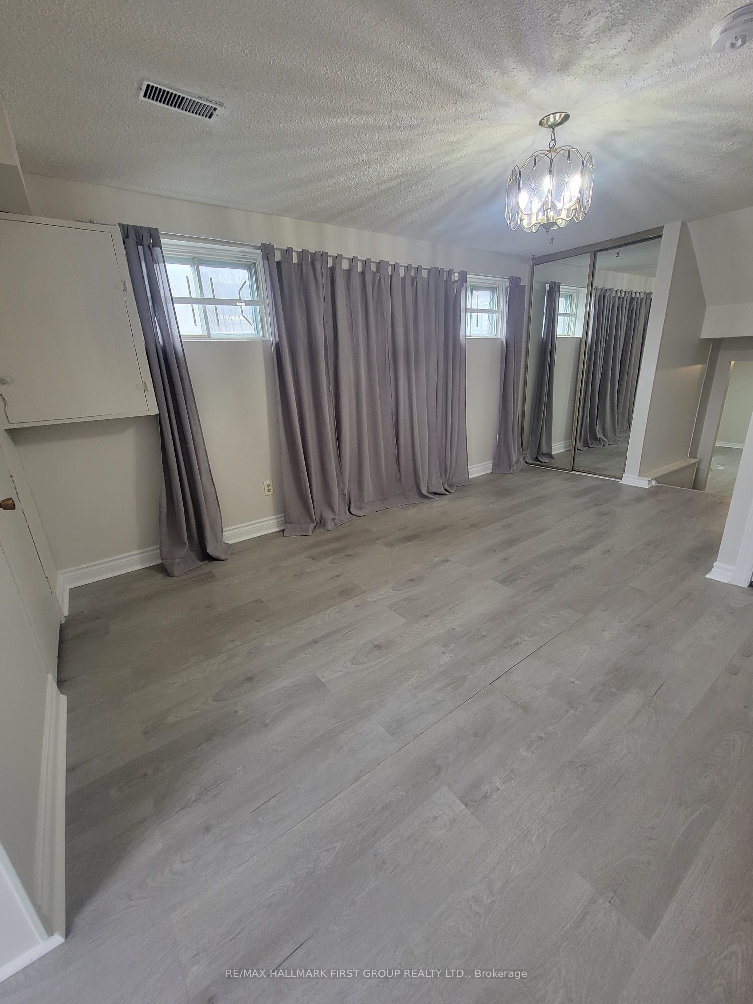 Unit Unit A - 1903 Rosefield Road, Pickering 4