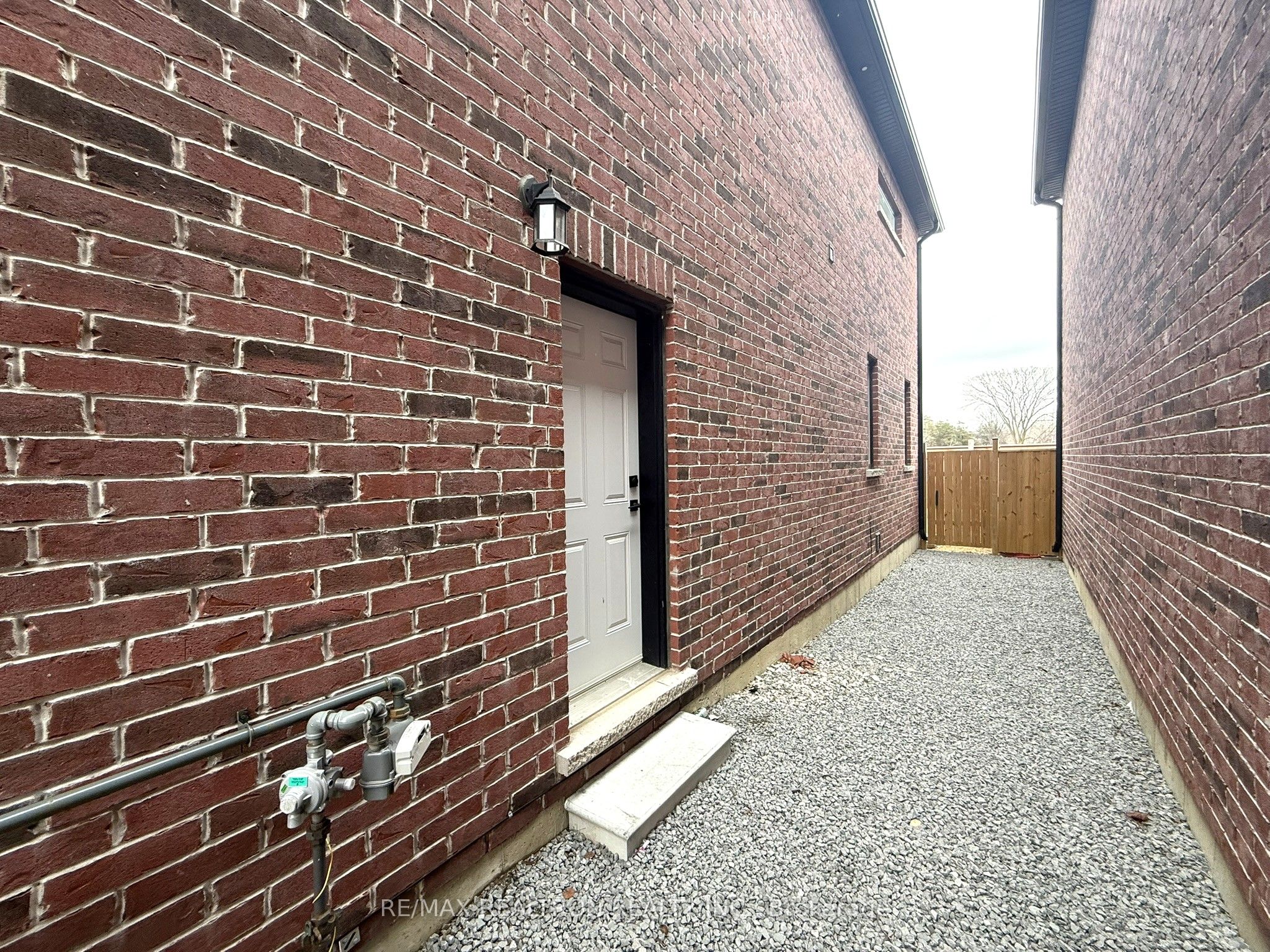 Unit Lower - 54 Chelliah Court, Scarborough 3