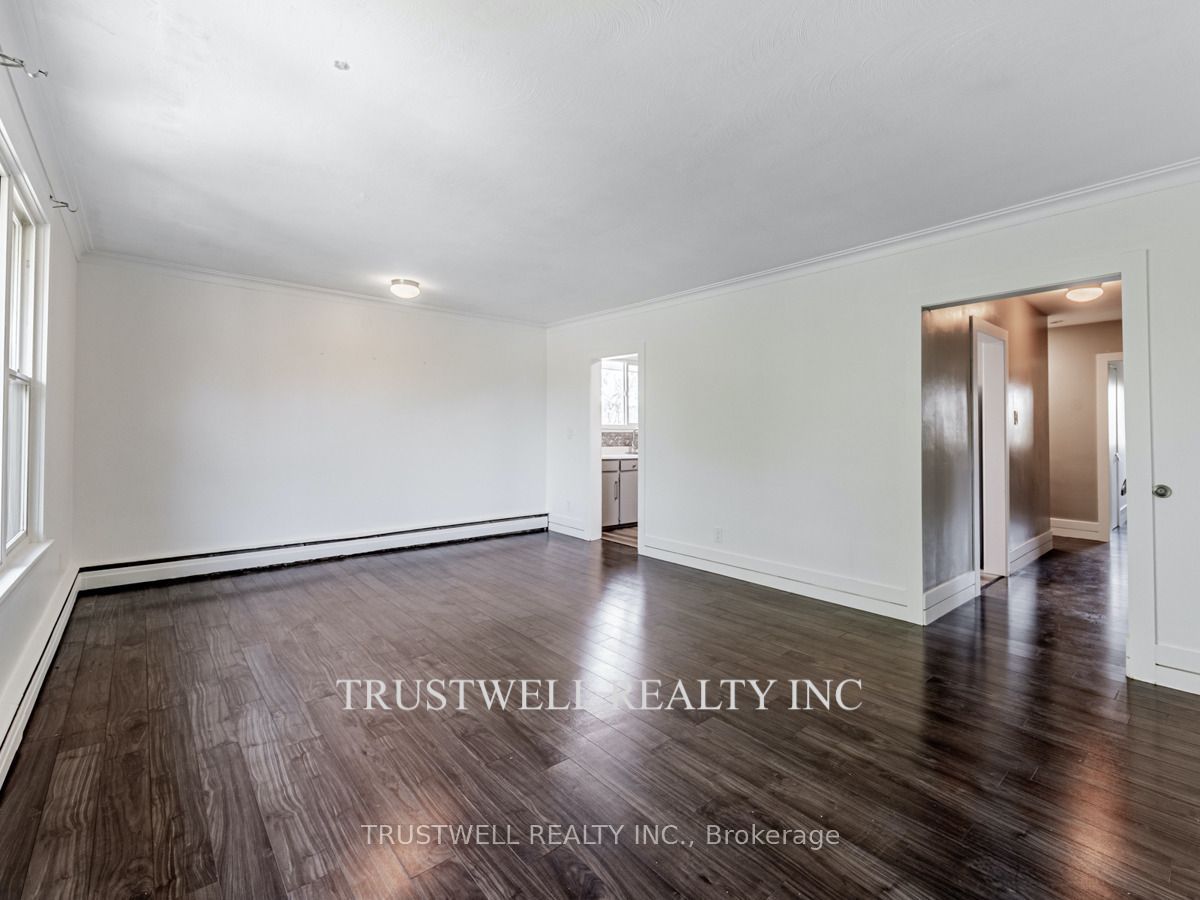 Unit 3 - 105 Mary Street E, Whitby 4