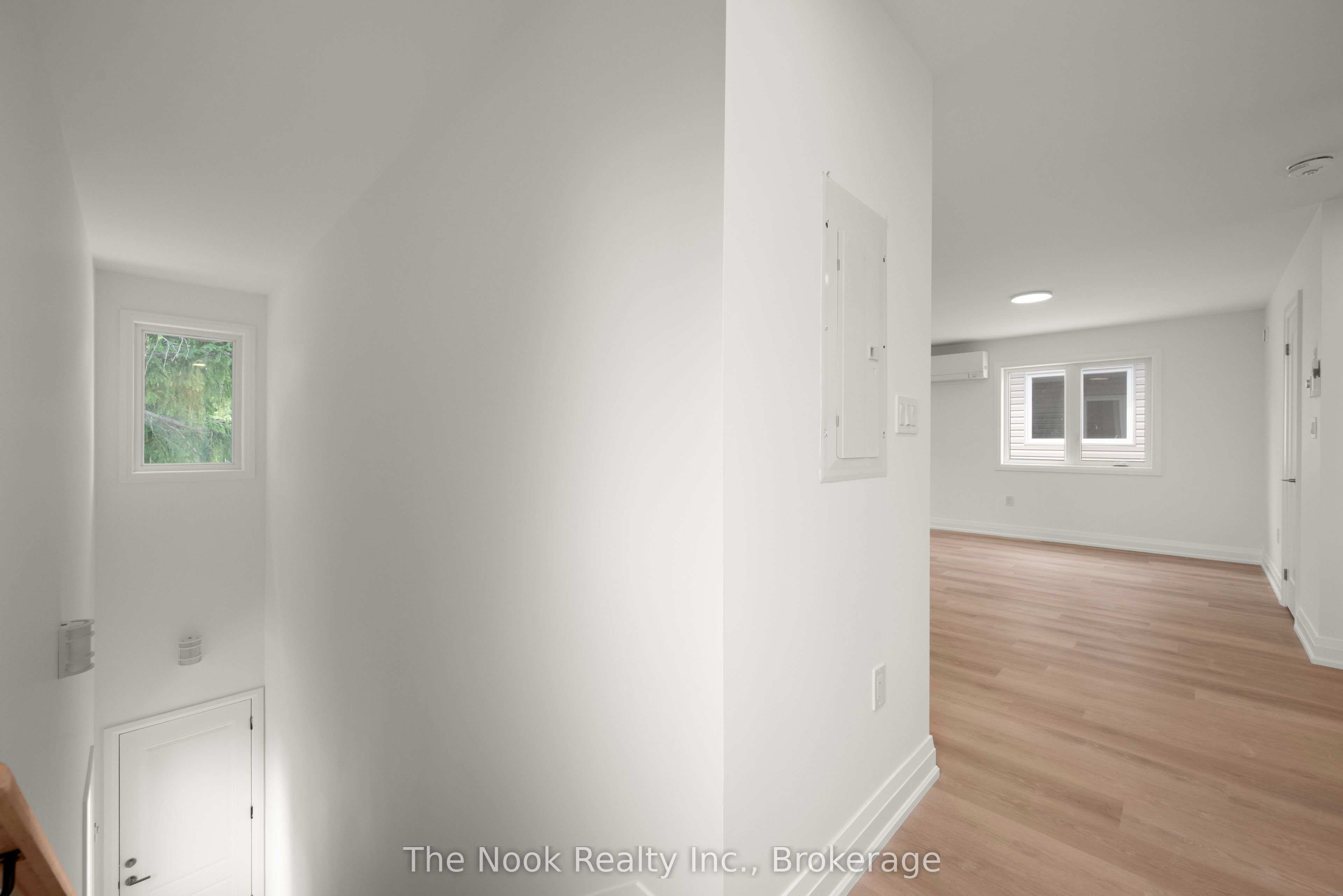 Unit 2 - 399 Thornton Road N, Oshawa 2