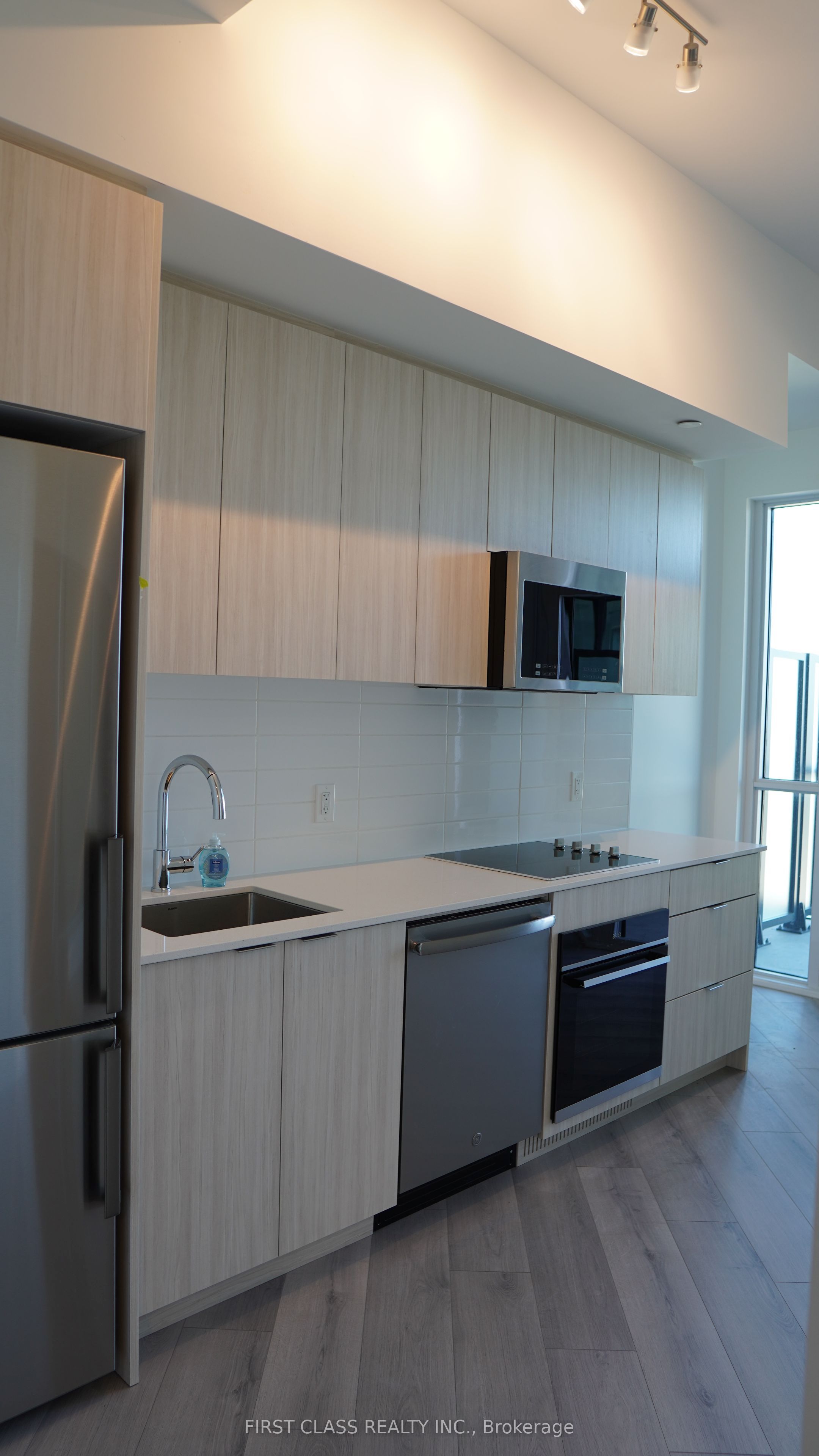 Unit 819 - 20 Deans Drive, Scarborough 3