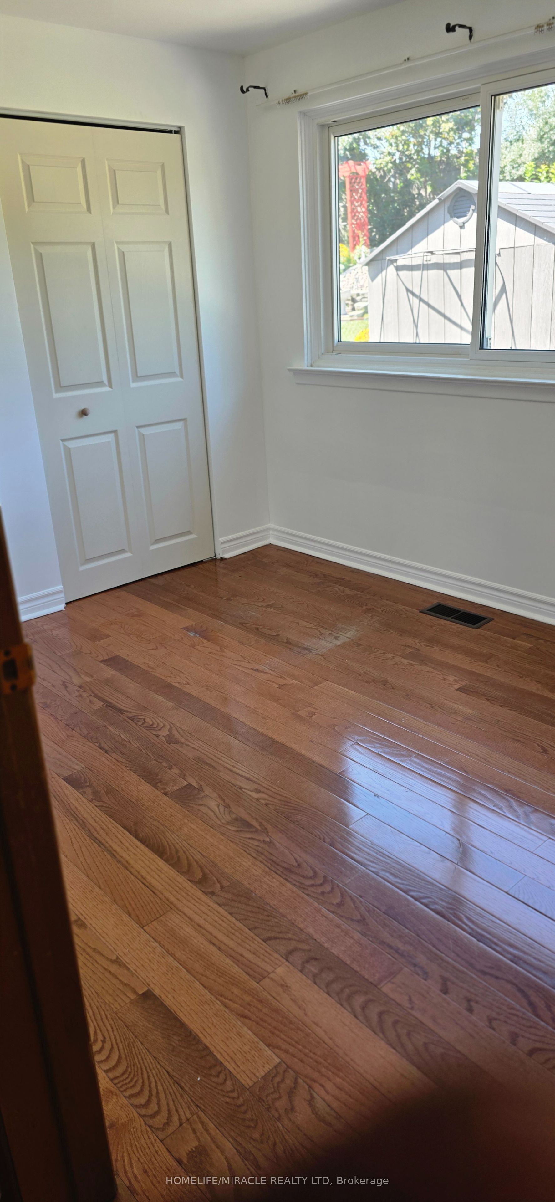 Unit Ground Floor and Basement - 46 Cavehill Crescent, Scarborough 5