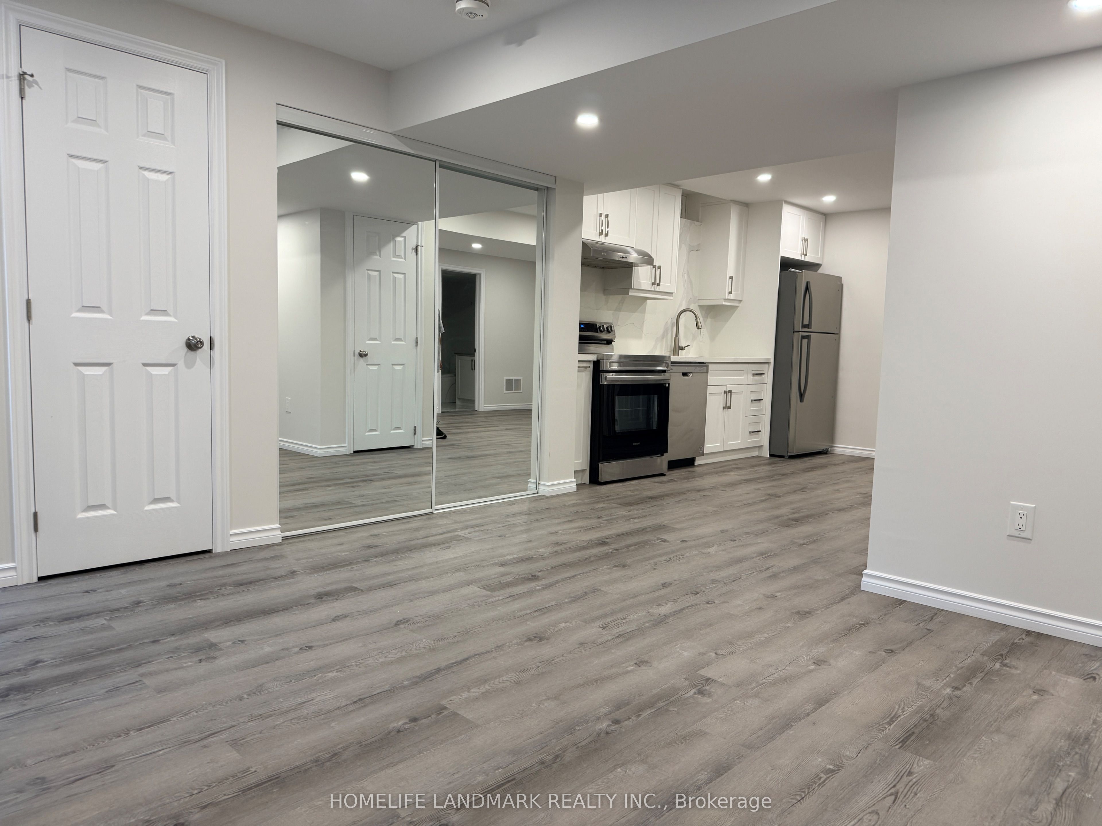 2313 Secreto Drive, Oshawa 5