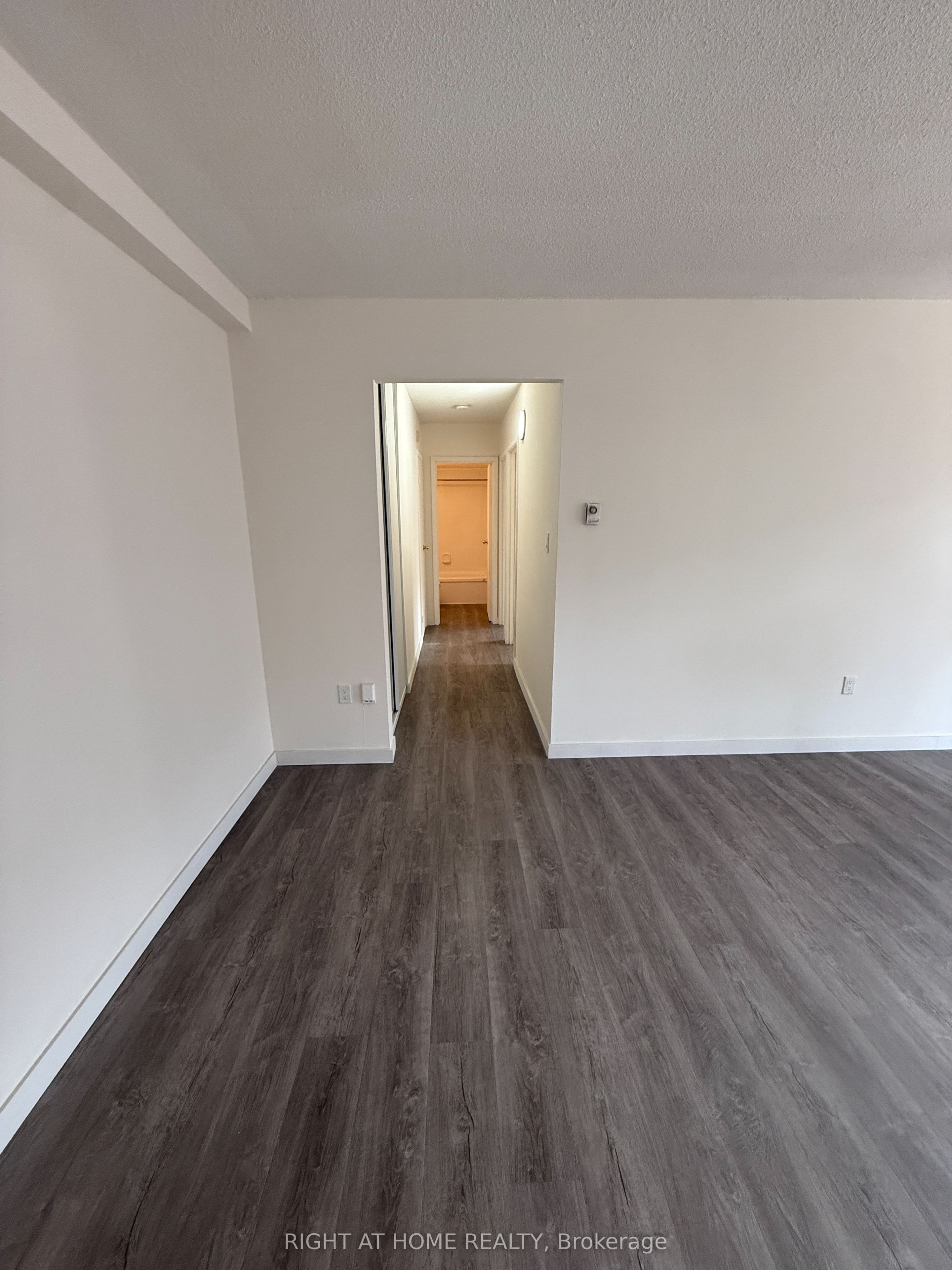 Unit 205 - 555 Oxford Street, Oshawa 2