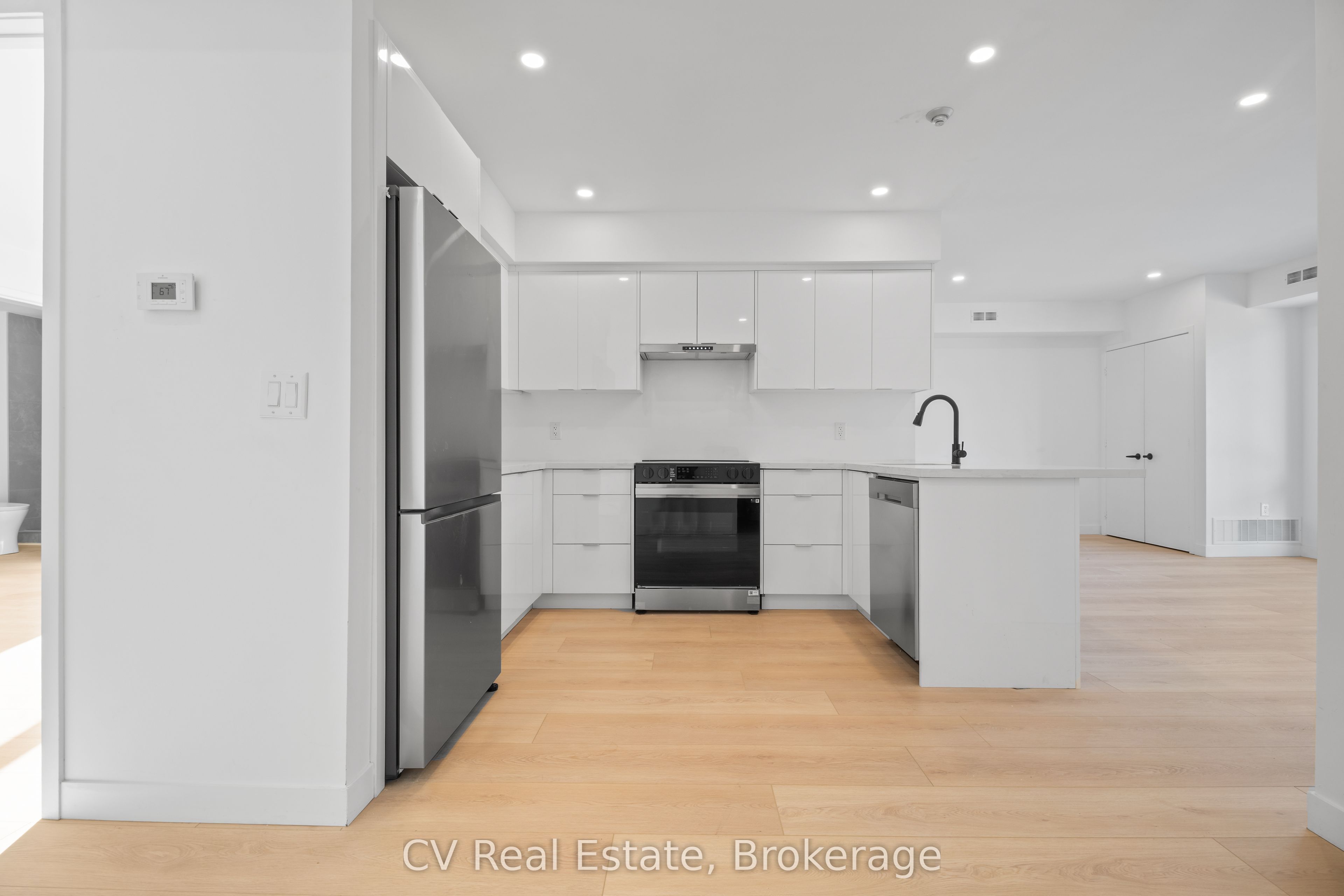 Unit 402 - 61 Orchard Park Drive, Scarborough 5