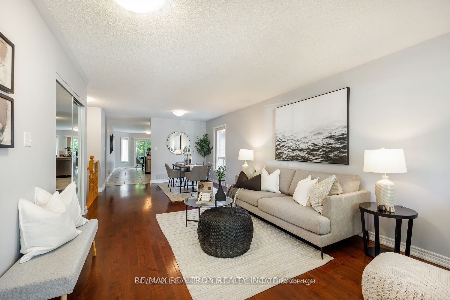 59 Harty Crescent, Ajax 2